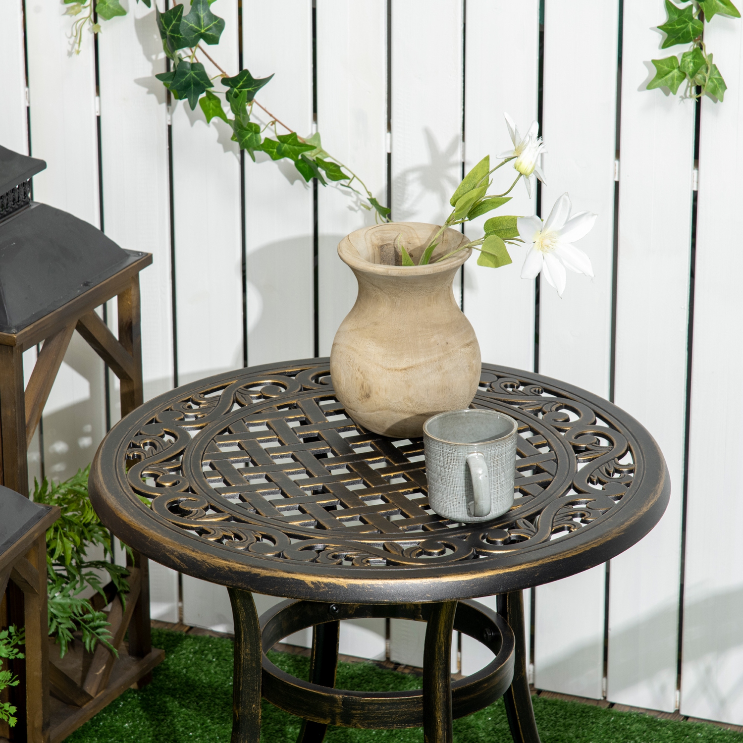 Outsunny Ф23.6" Round Outdoor Side Table, Cast Aluminum Frame Patio Coffee Side Desk for Patio, Garden, Balcony, Bronze