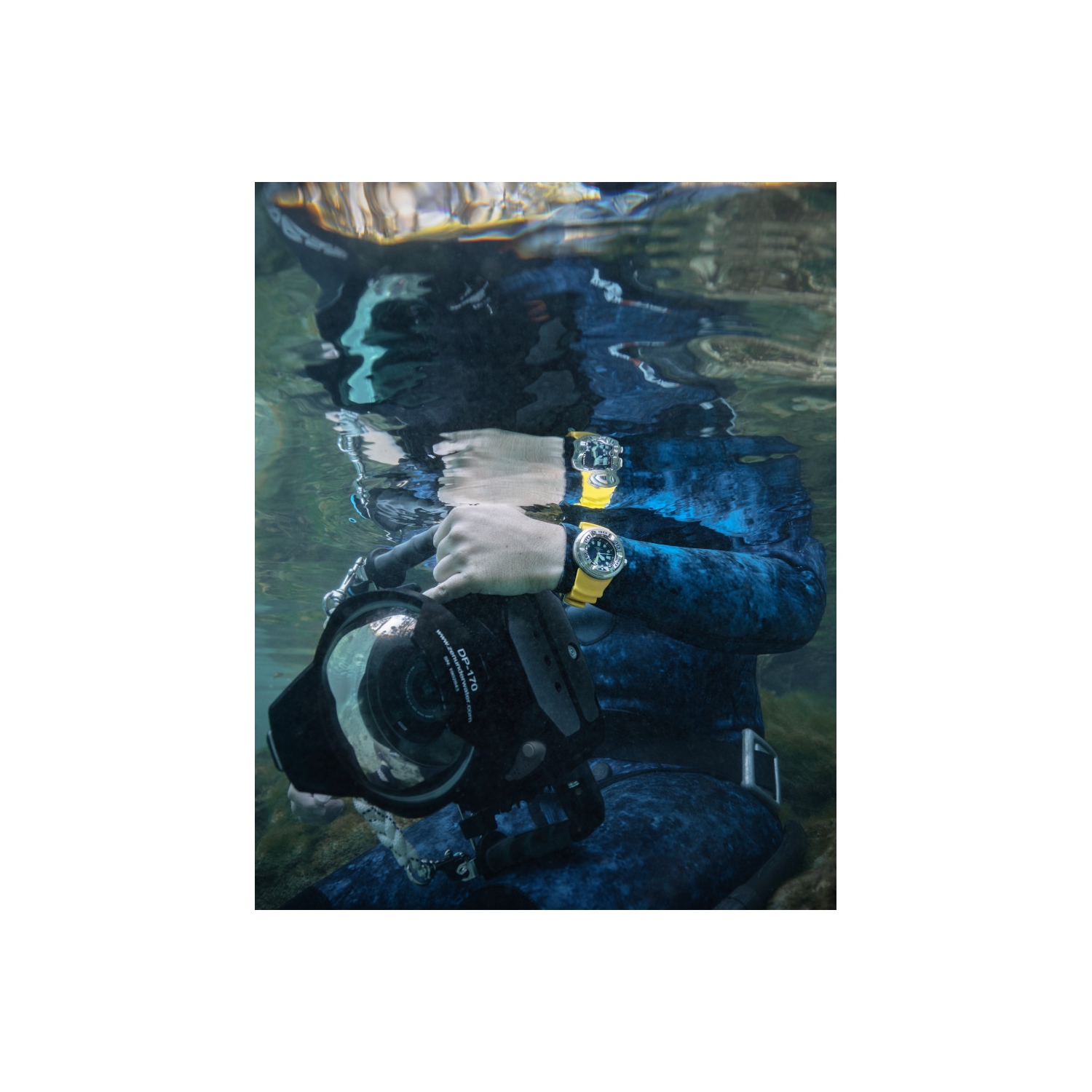 Montre pour hommes Eco-Drive Promaster Dive Ecozilla 48&nbsp;mm de Citizen avec boîtier en acier inoxydable argenté et bracelet en polyuréthane jaune