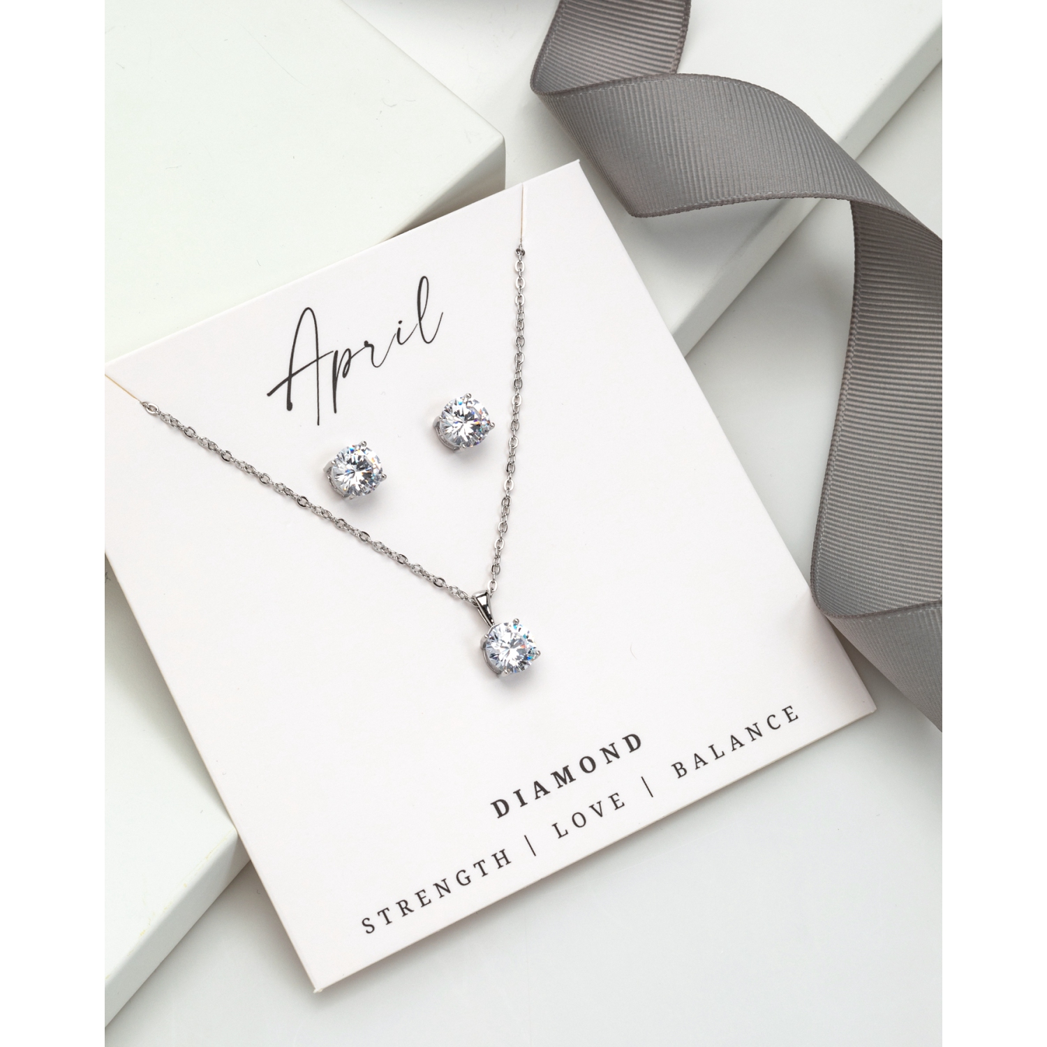 Boucles d'oreilles et collier, argent, diamant, pierre de naissance et zircon cubique