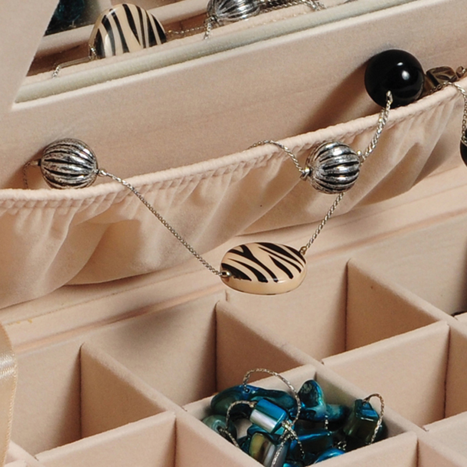 Gunther Mele and Co Maria – Coffret à bijoux avec porte-bagues en peluche, 24 sections