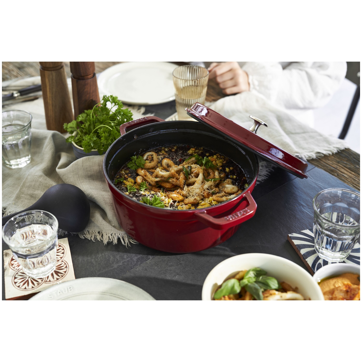 STAUB La Cocotte 3.7 L Cast Iron Round Cocotte, Bordeaux