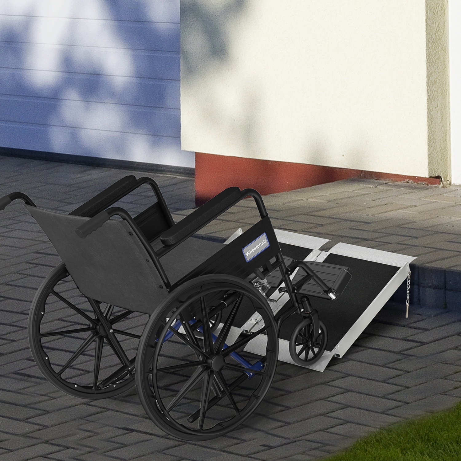 HOMCOM 2ft Portable Wheelchair Ramp Aluminum Threshold Mobility Single-fold for Scooter with Carrying Handle