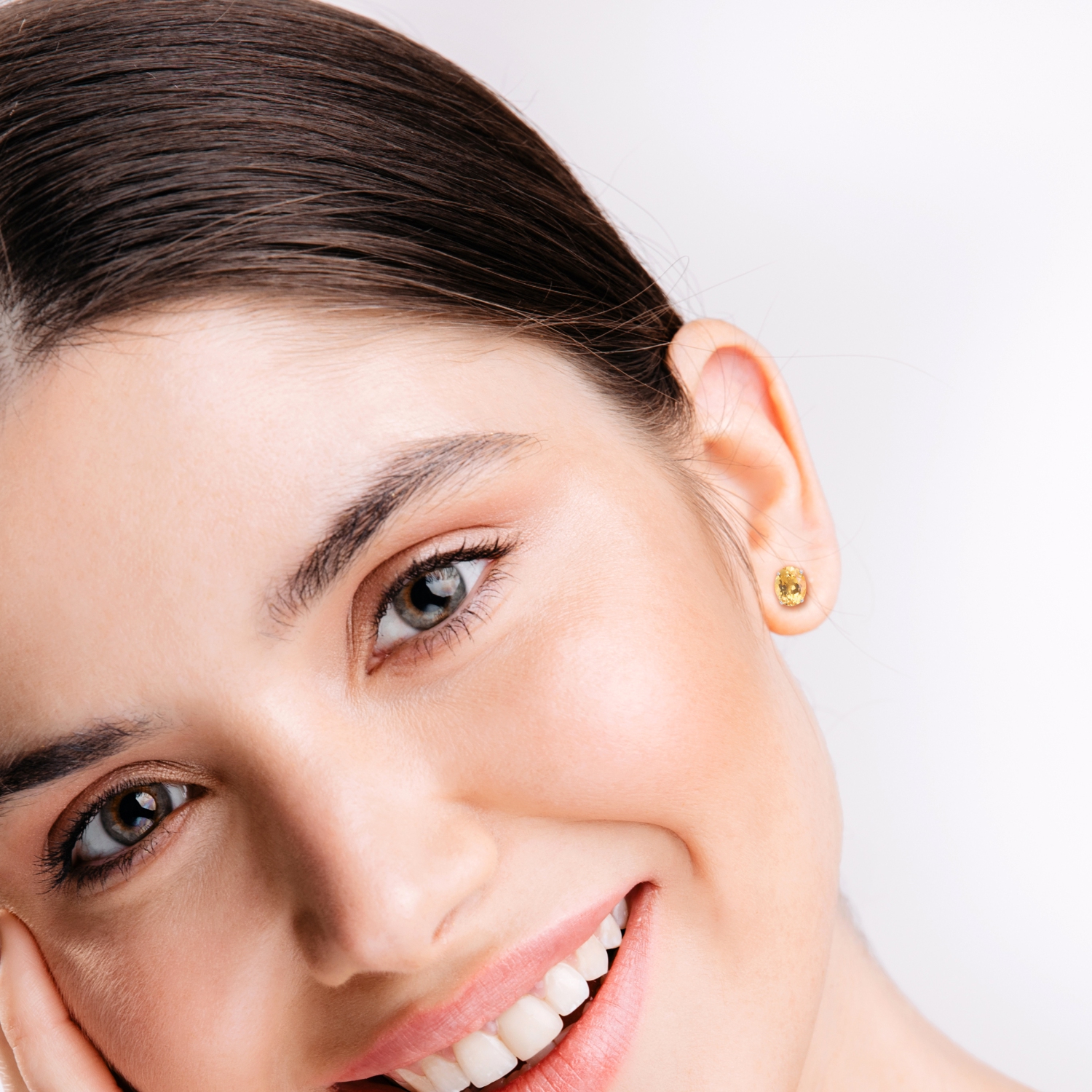 AMOUR Boucles d'oreilles en citrine ovale avec motif de coeur en argent sterling