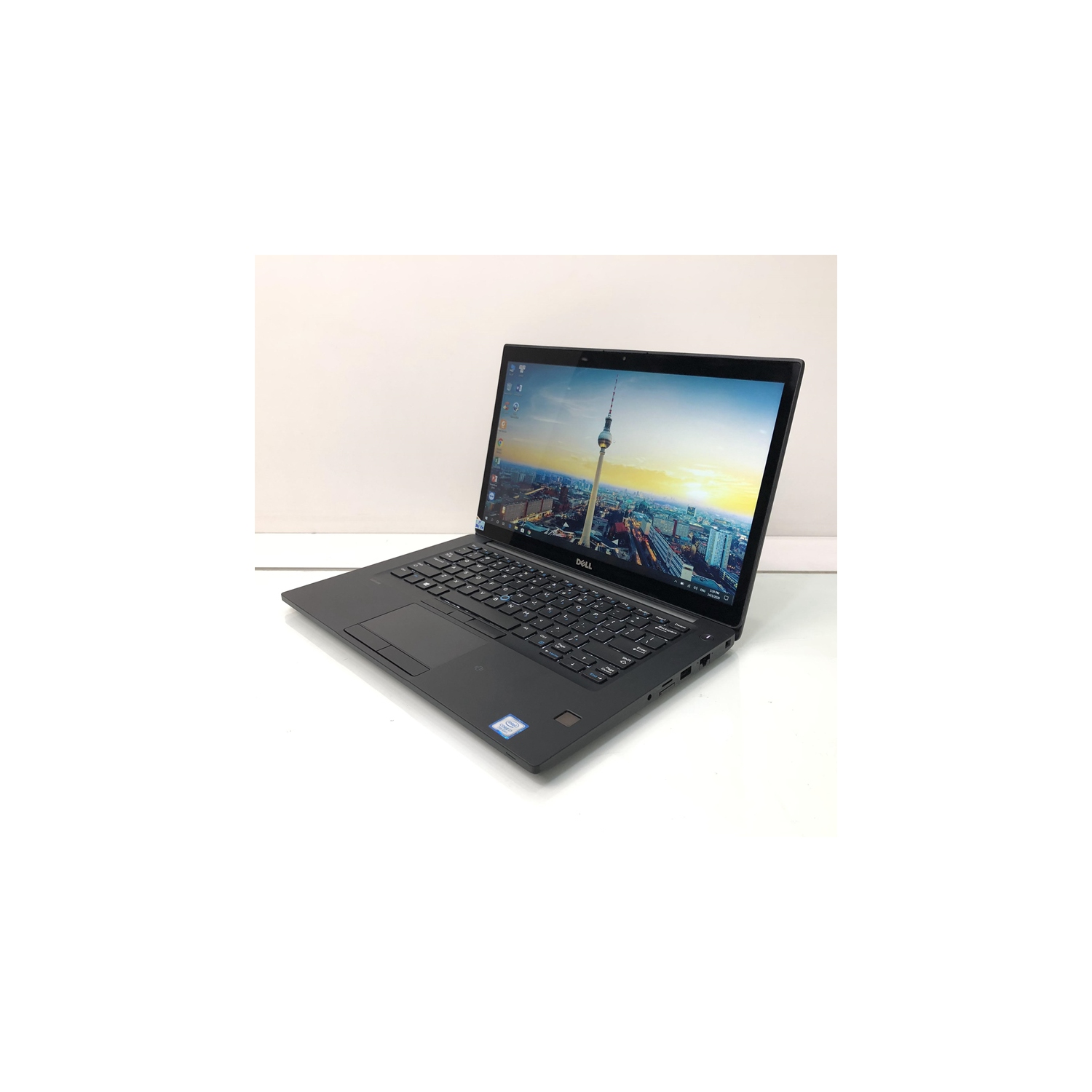 (Good Refurbished) Dell Latitude 7480 Core i5-6300U / 2.40 GHz / 16 GB / 256 GB SSD / 14.0" / Webcam / Windows 10 Pro / French Keyboard - "Refurbished"