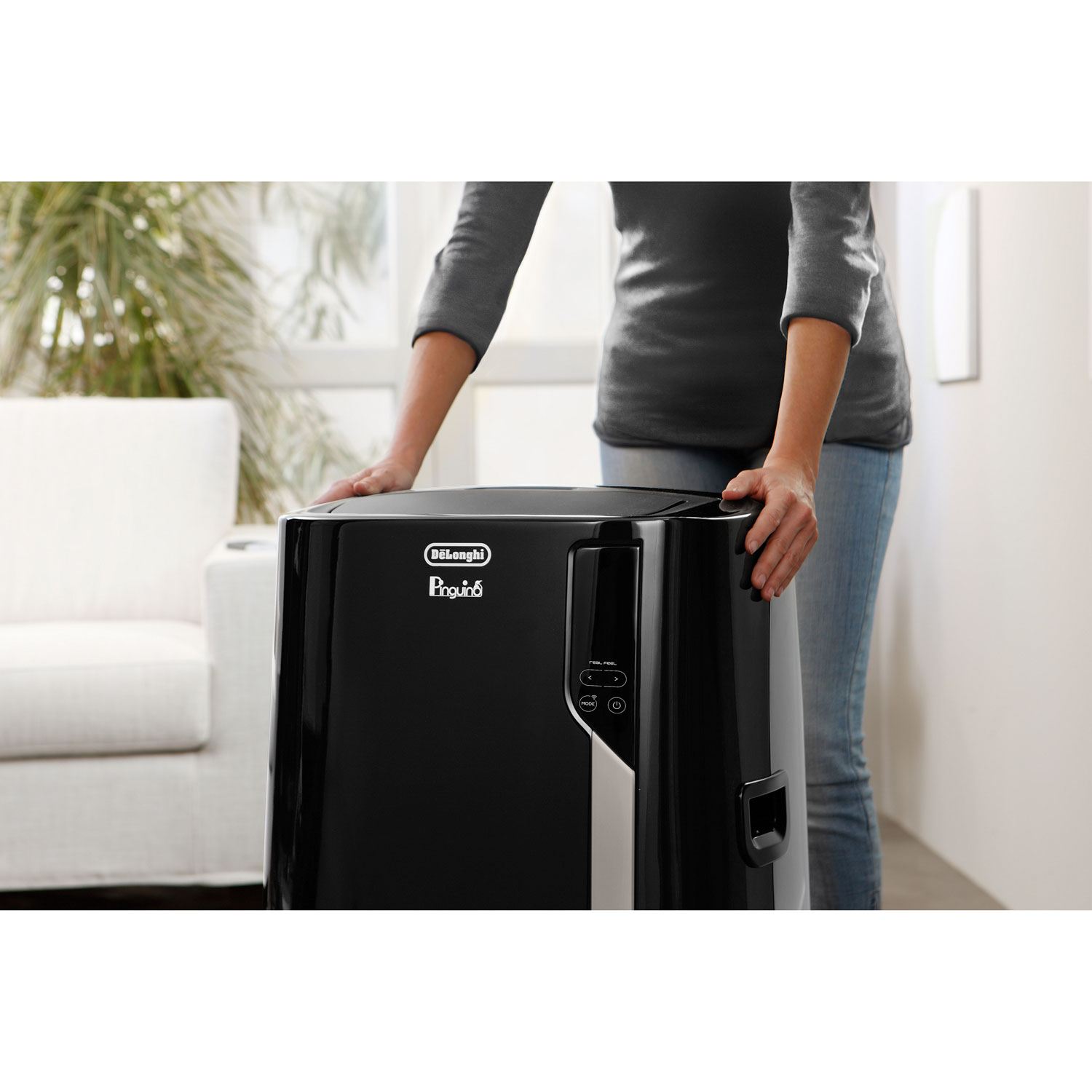 Delonghi 4 in 1 Portable Air Conditioner with Wi Fi 12500 BTU