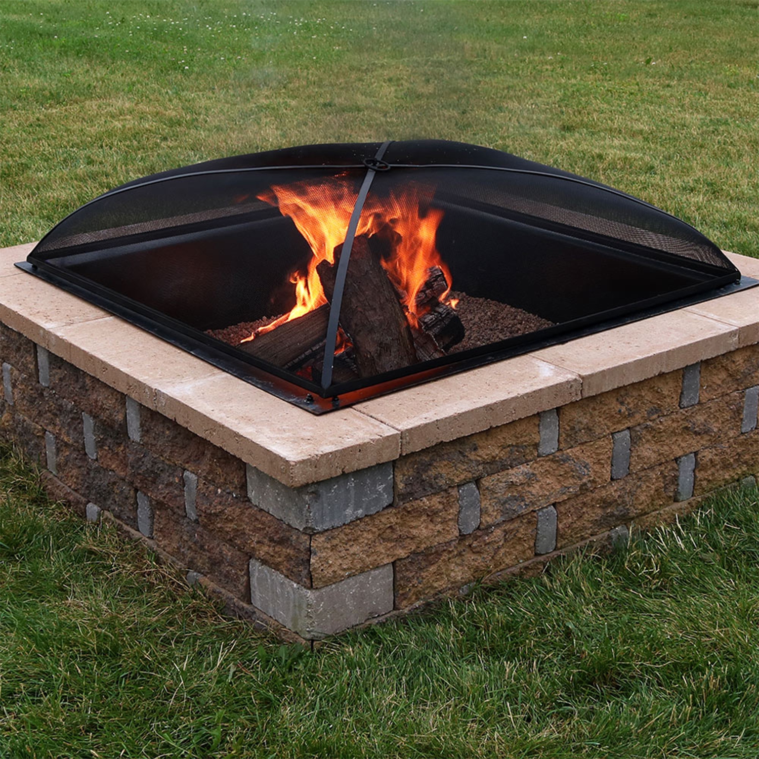Sunnydaze 31 in Square Steel Mesh Fire Pit Spark Screen