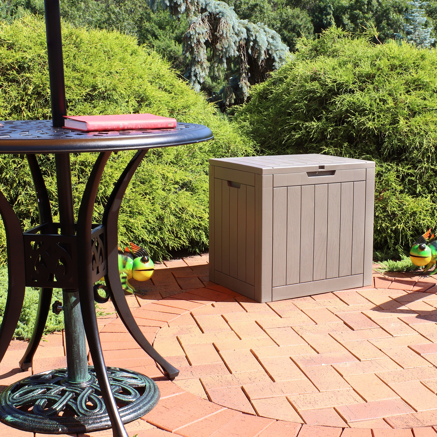 Sunnydaze 32 gal Faux Wood Plastic Outdoor Storage Box - Driftwood