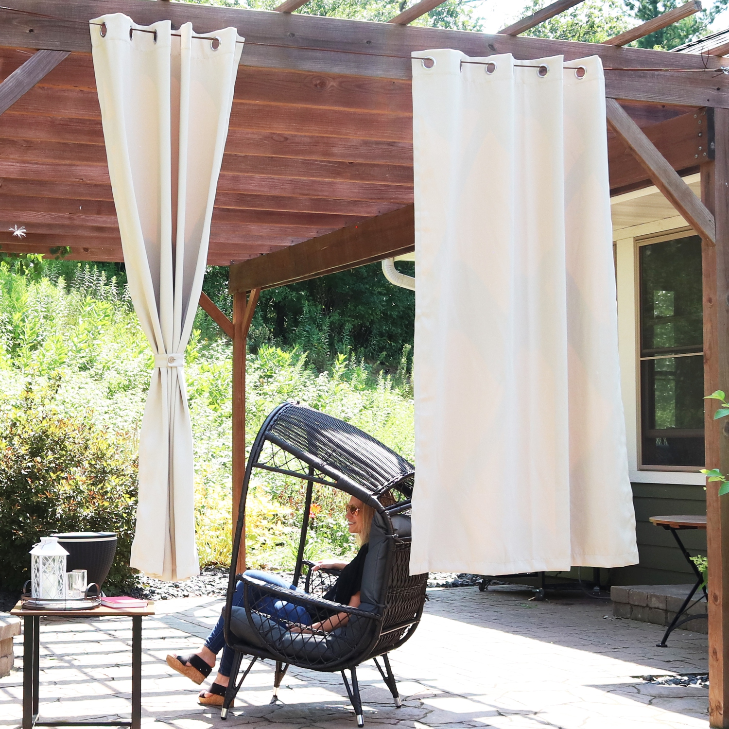 2 panneaux de rideaux à œillet d’intérieur et d’extérieur – 52 x 84 po - beige