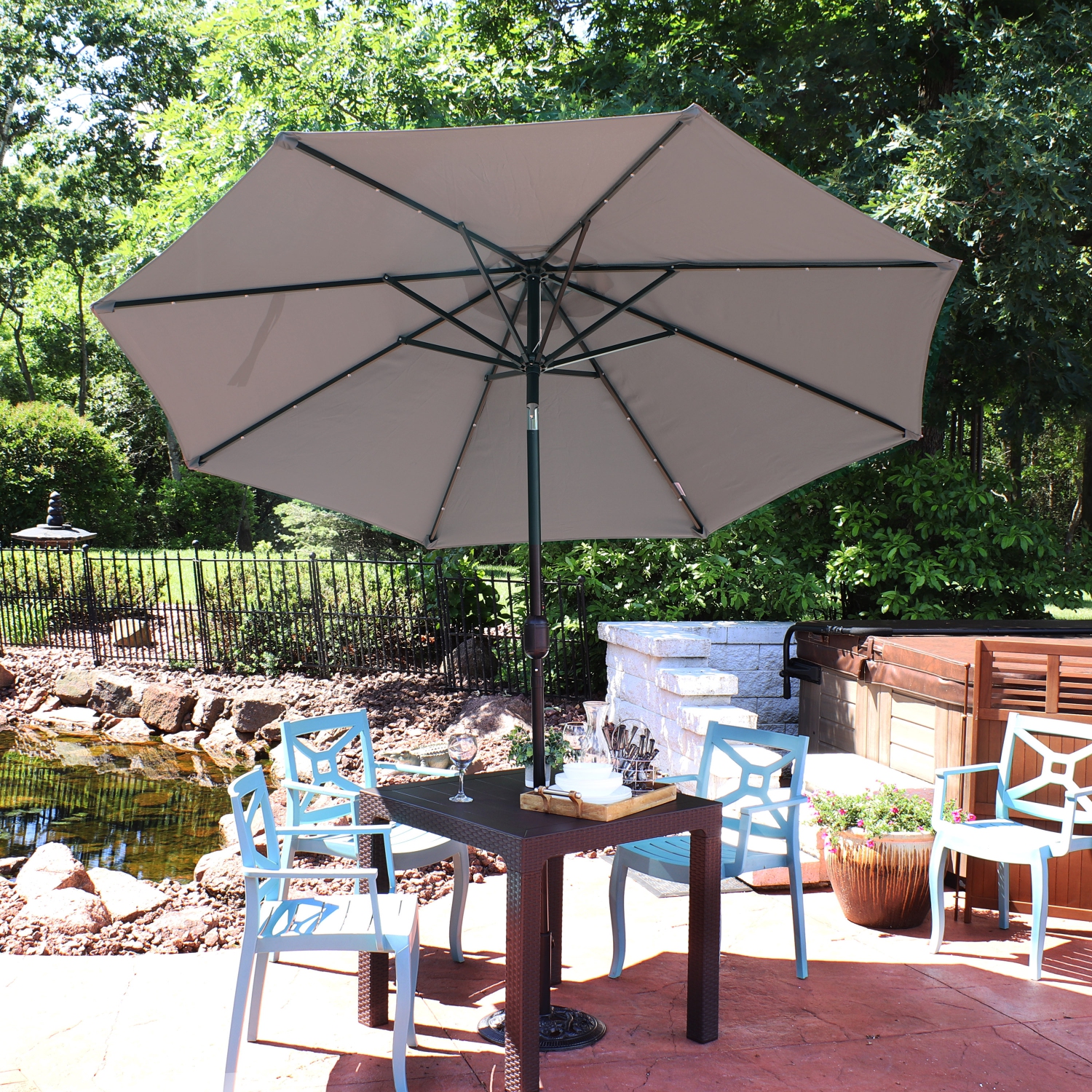 Sunnydaze 9 ft Solar Aluminum Patio Umbrella with Tilt and Crank - Gray