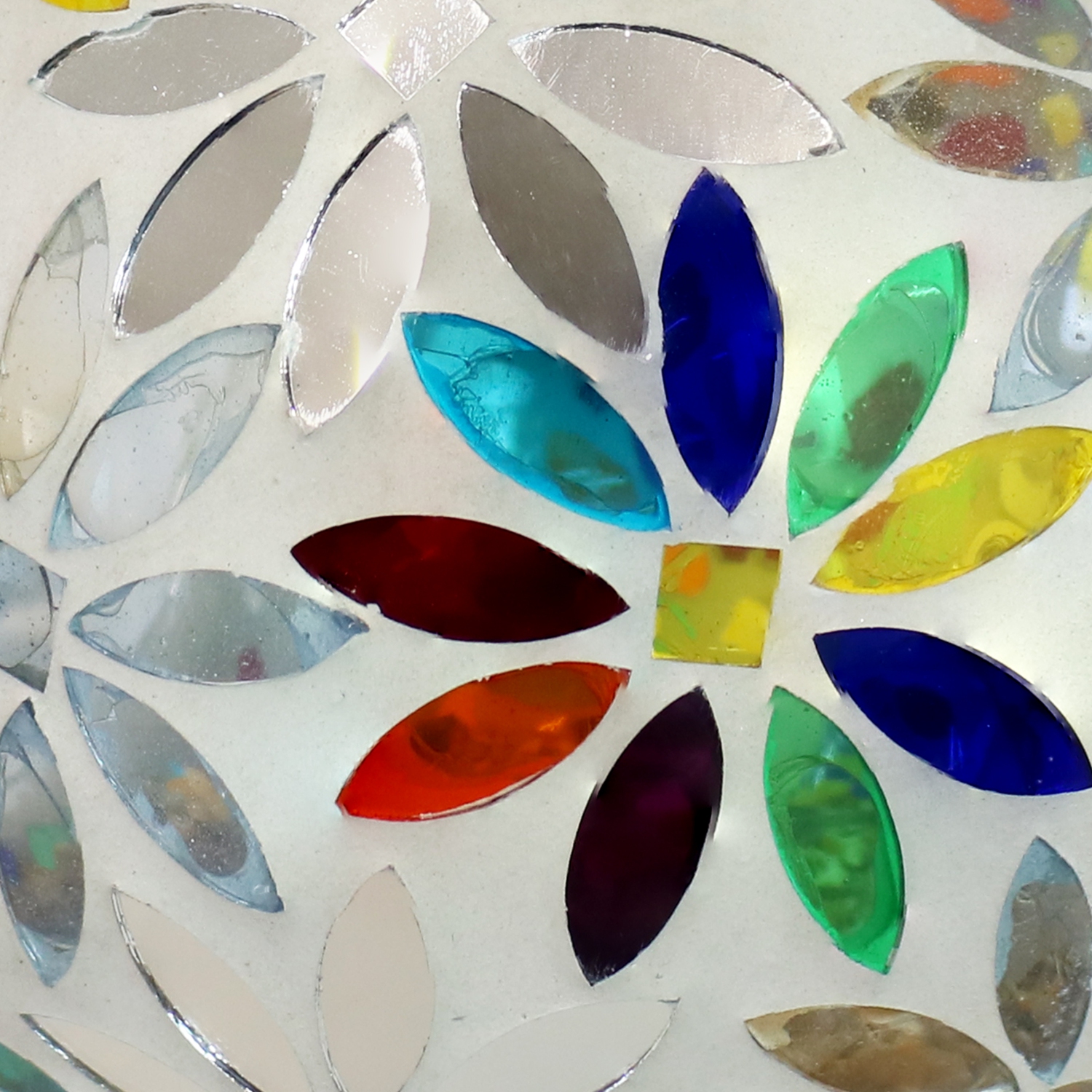 Sunnydaze Rainbow Daisies Mosaic Fly-Through Hanging Bird Feeder - 6 in