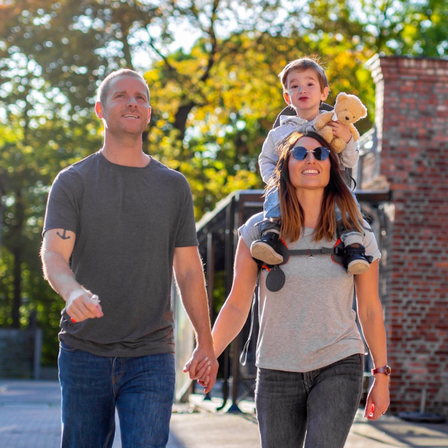 Porte-b&eacute;b&eacute; d'&eacute;paule G4 de MiniMeis - Gris/Orange