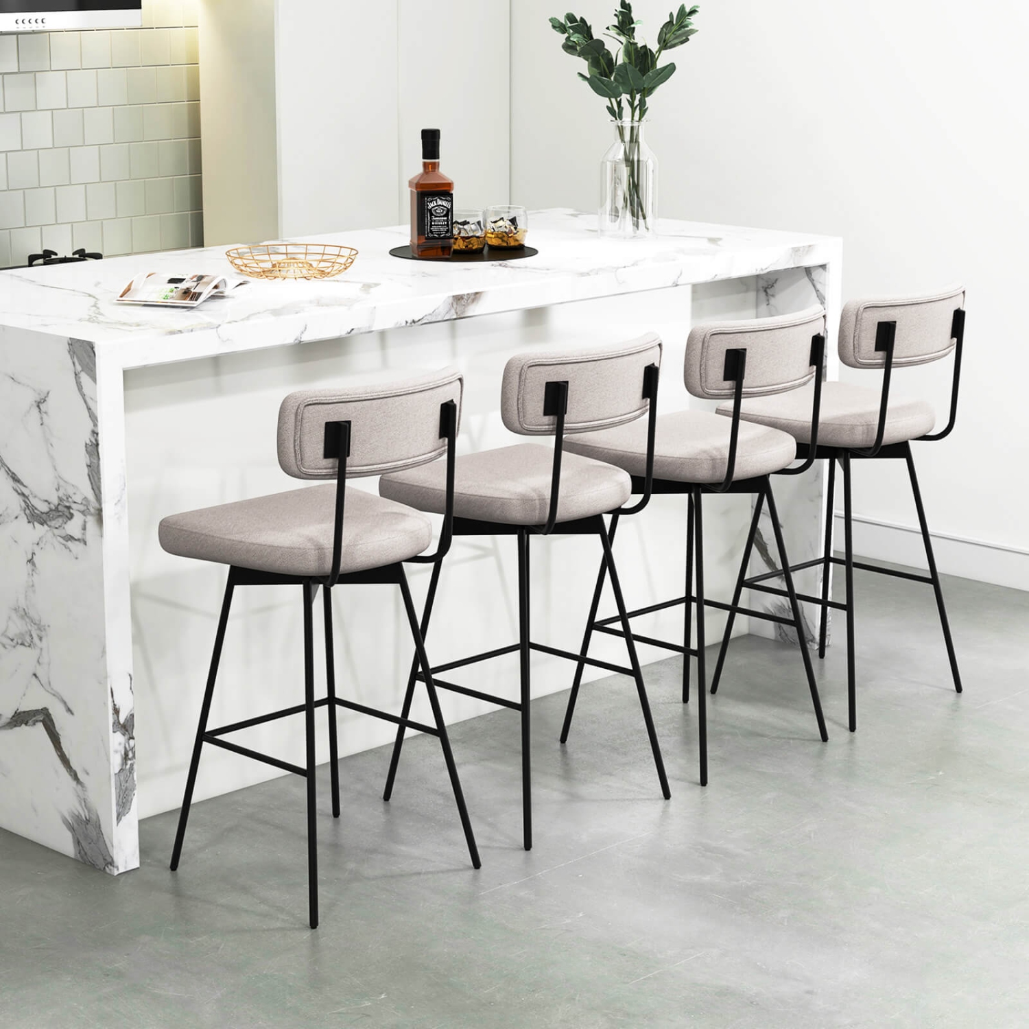 Ensemble de 4 tabourets de bar pivotants avec revêtement à hauteur de bar pour la salle à manger de Costway