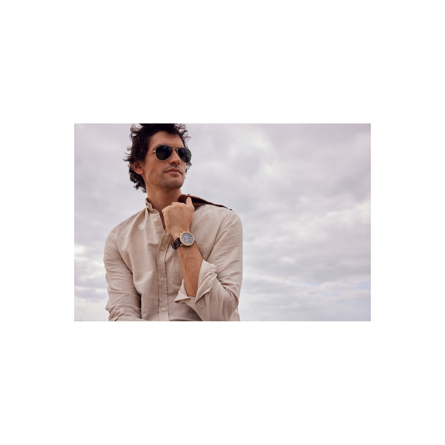 Montre pour hommes Promaster Skyhawk A-T Eco-Drive 45&nbsp;mm de Citizen avec boîtier inox deux tons, bracelet cuir brun et cadran gris