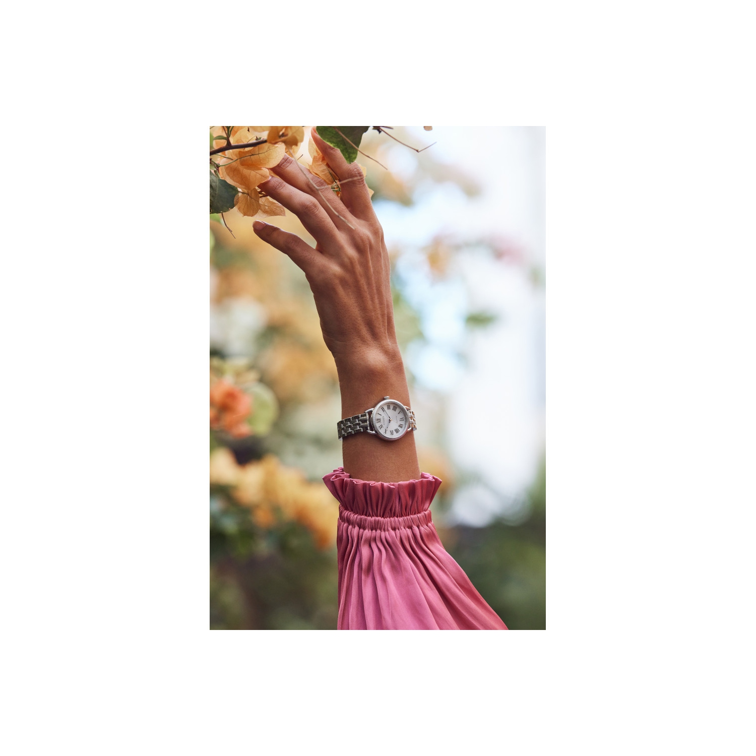 Montre classique à bord plat Eco-Drive 29&nbsp;mm de Citizen avec boîtier et bracelet en inox argenté et cadran argenté