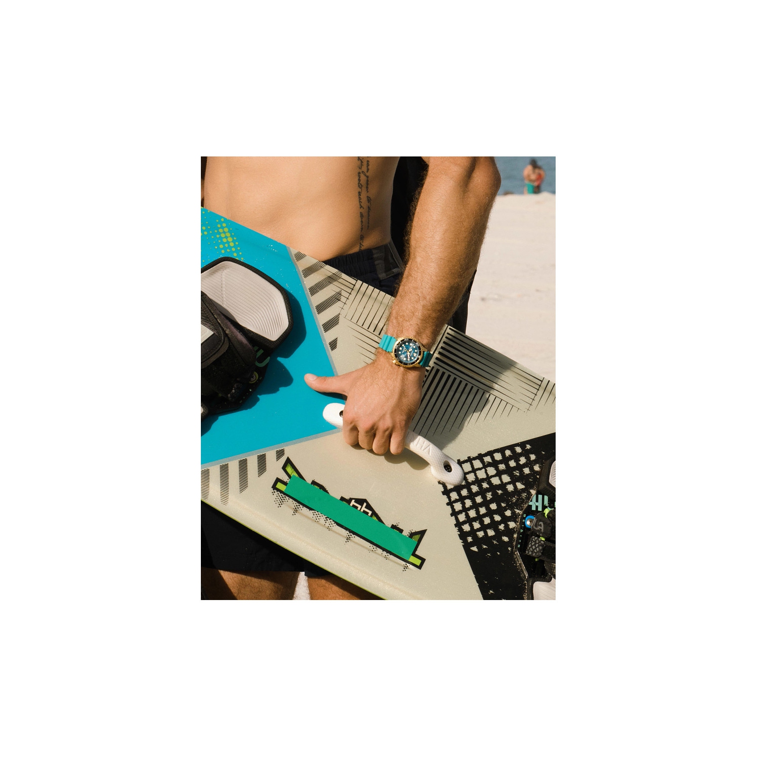 Montre unisexe 44 mm en acier inoxydable doré avec bracelet en polyuréthane bleu et cadran bleu Promaster Dive de Citizen