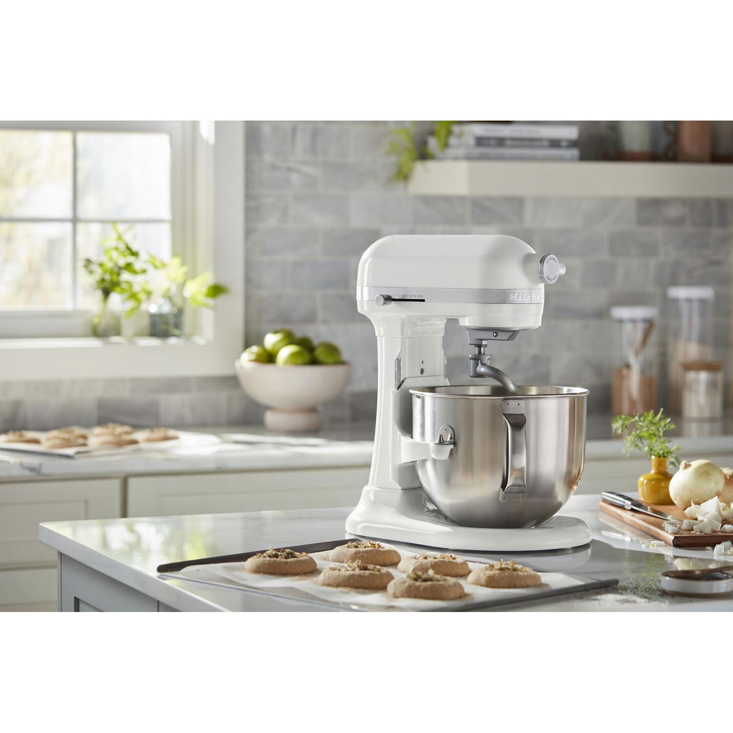 KitchenAid Professional Bowl-Lift Stand Mixer - 7Qt - 500-Watt - White