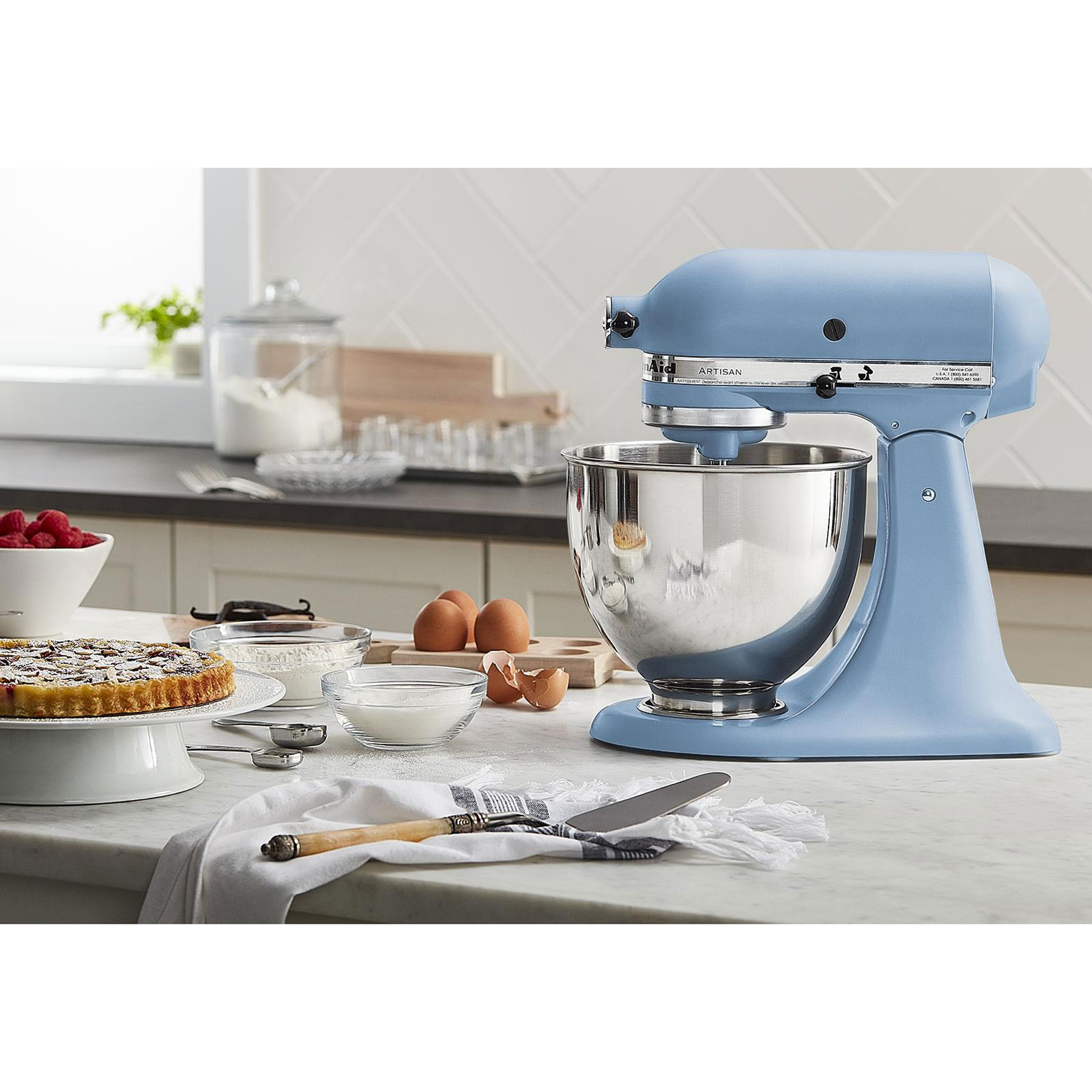 Batteur sur socle à tête inclinable Artisan de KitchenAid - 5 pte - 325 W - Bleu velours