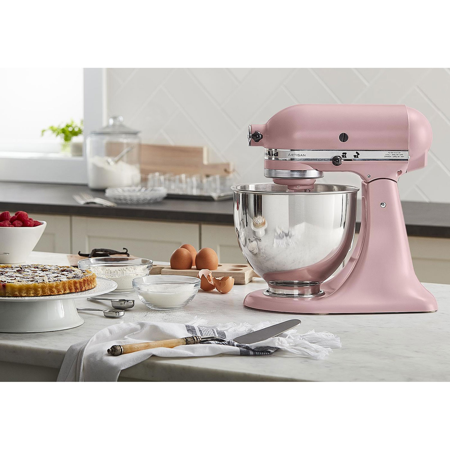Batteur sur socle à tête inclinable Artisan de KitchenAid - 5 pte - 325 W - Rose séchée mate