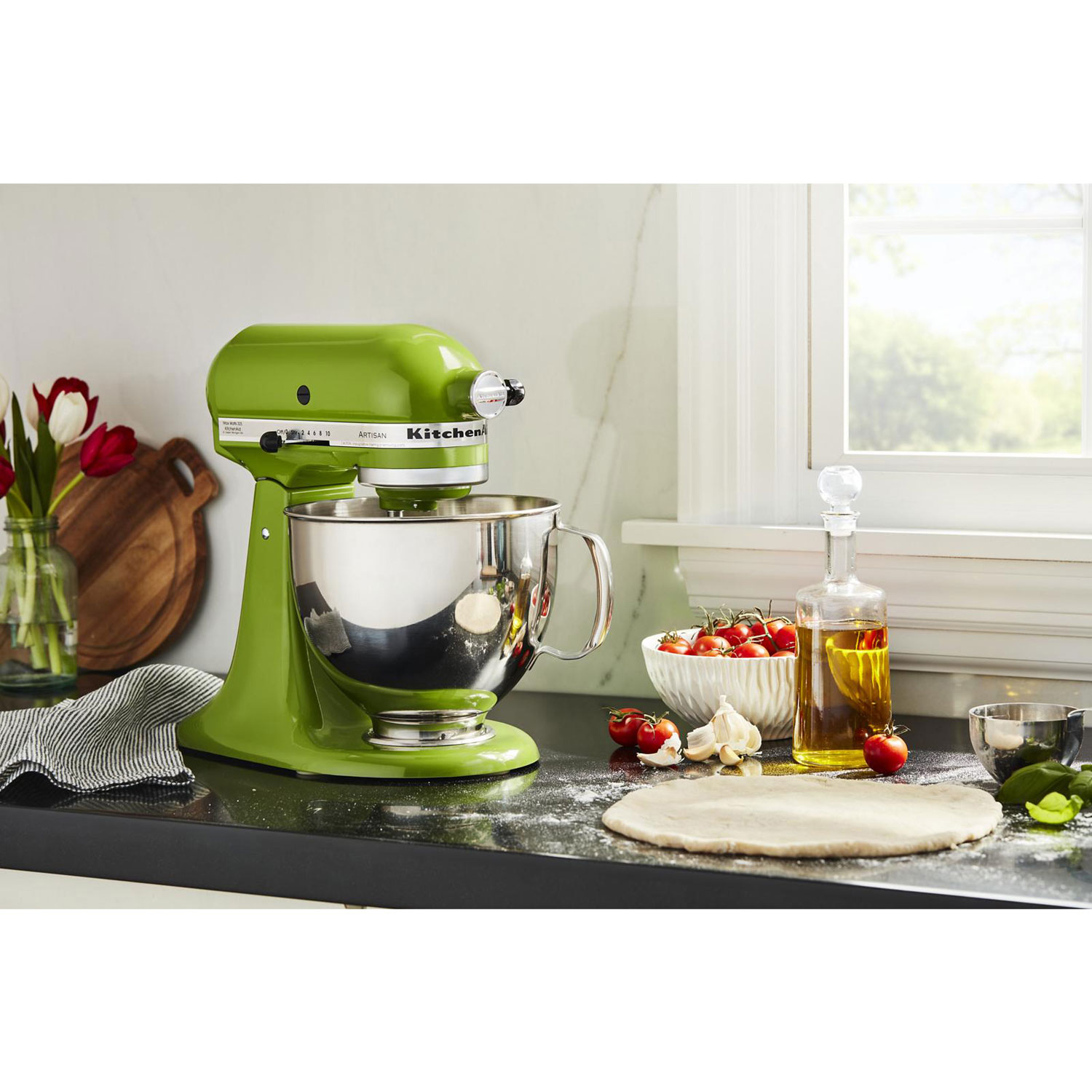 Batteur sur socle à tête inclinable Artisan de KitchenAid - 5 pte - 325 W - Matcha