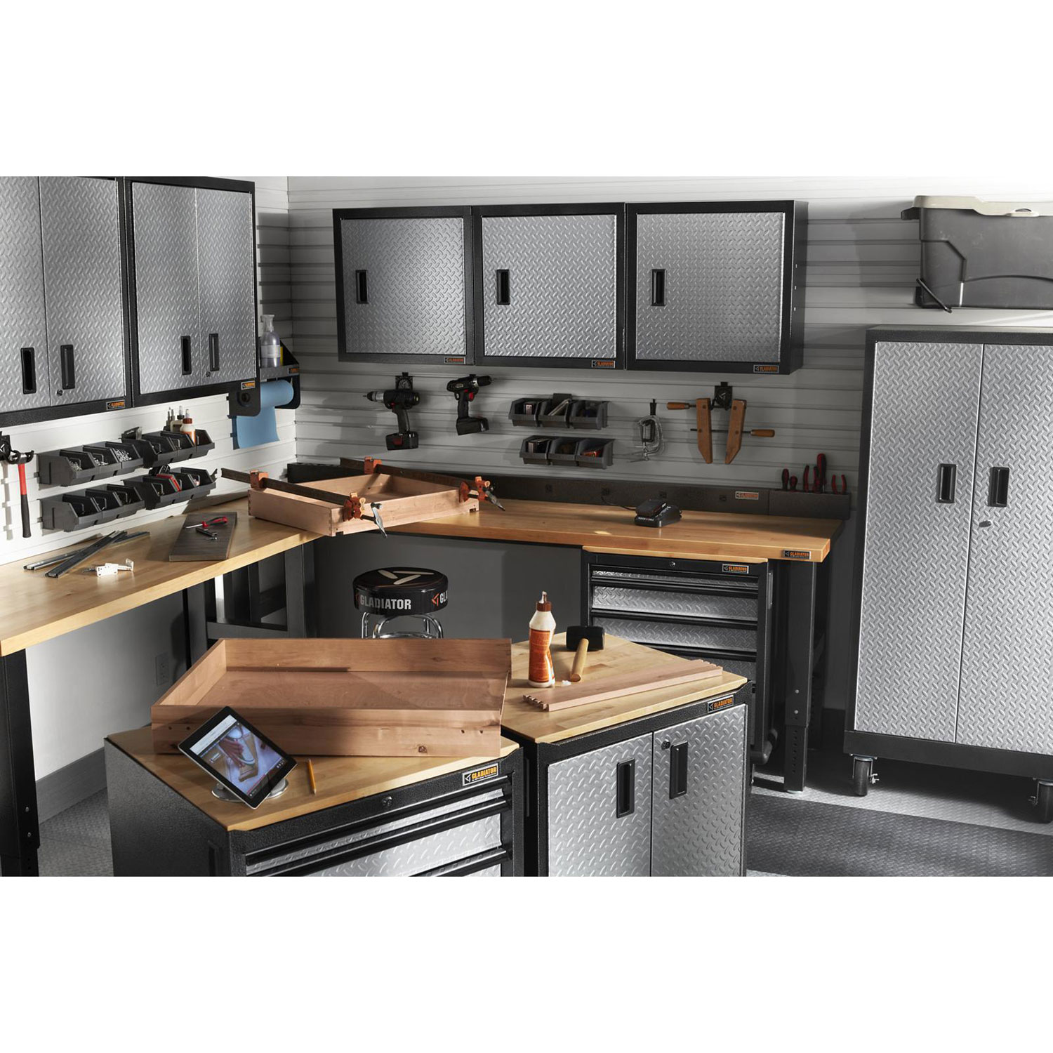 Gladiator Premier Modular GearDrawer Cabinet - Silver Tread