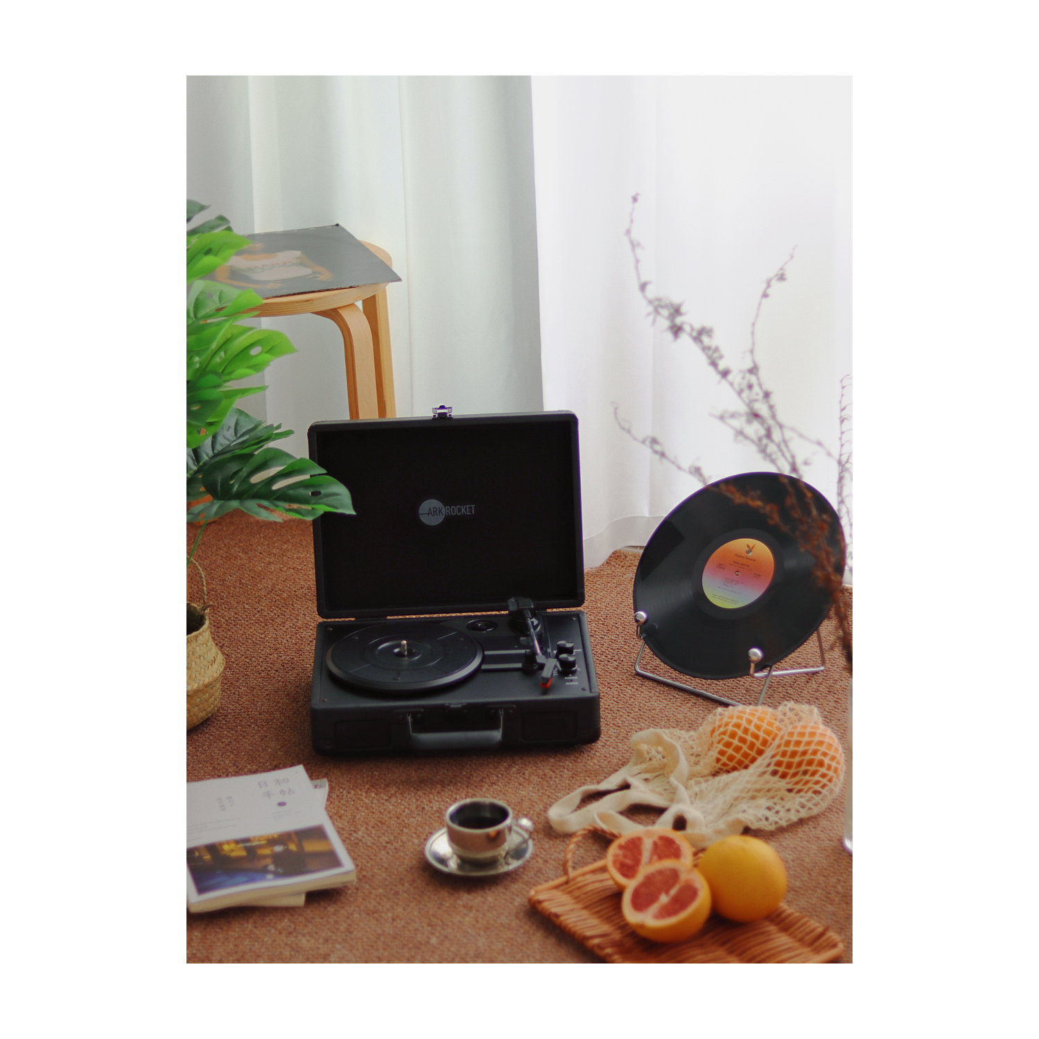 Arkrocket Curiosity Bluetooth Turntable Retro Suitcase 3-Speed Record Player with Built-in Speakers-Black