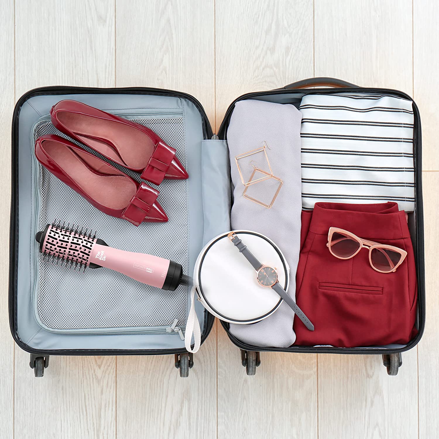 Mini brosse-séchoir ovale tout-en-un de Conair - BC114