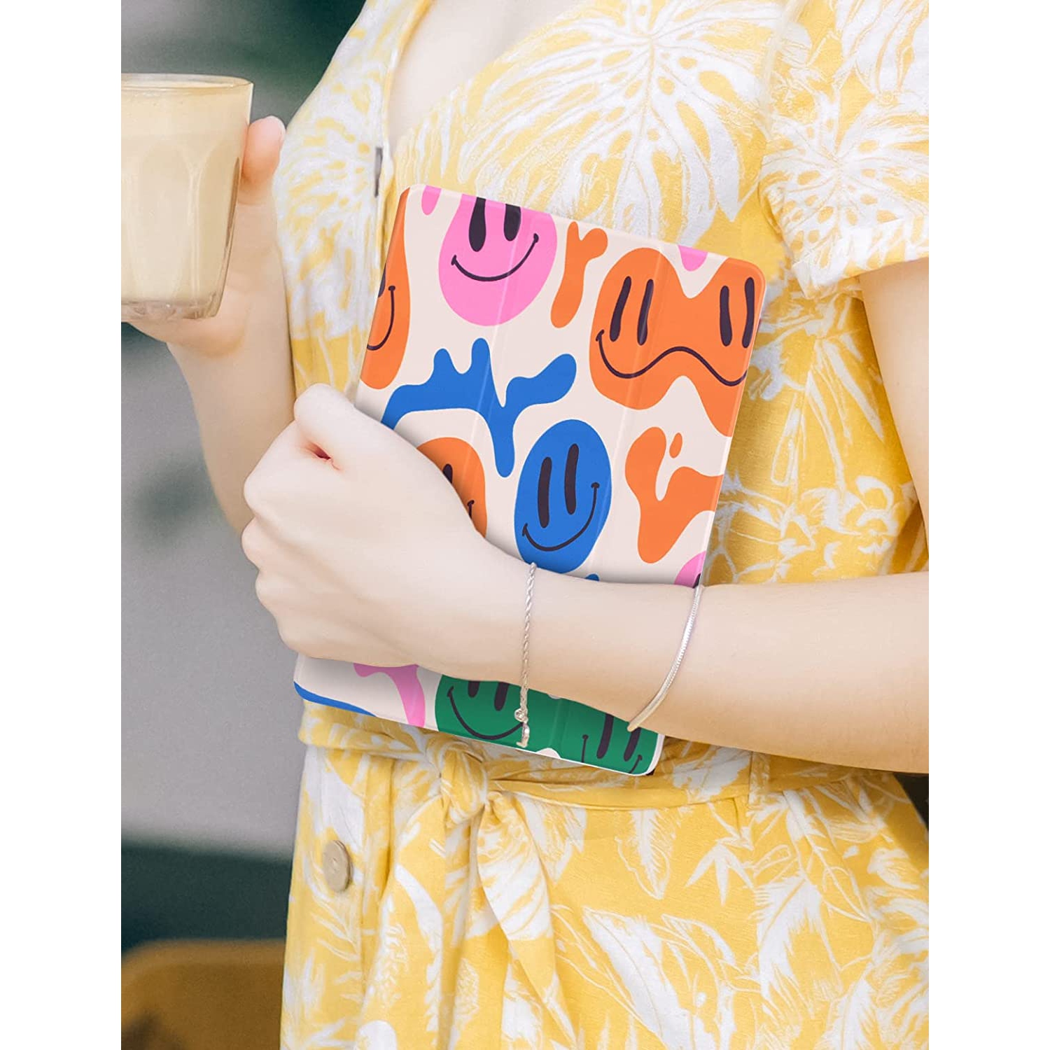 S – Étui de 10.2 po pour iPad 9e/8e/7e génération avec porte-crayon, Support à trois volets avec support à imprimé souriant et étui Auto Sleep Wake