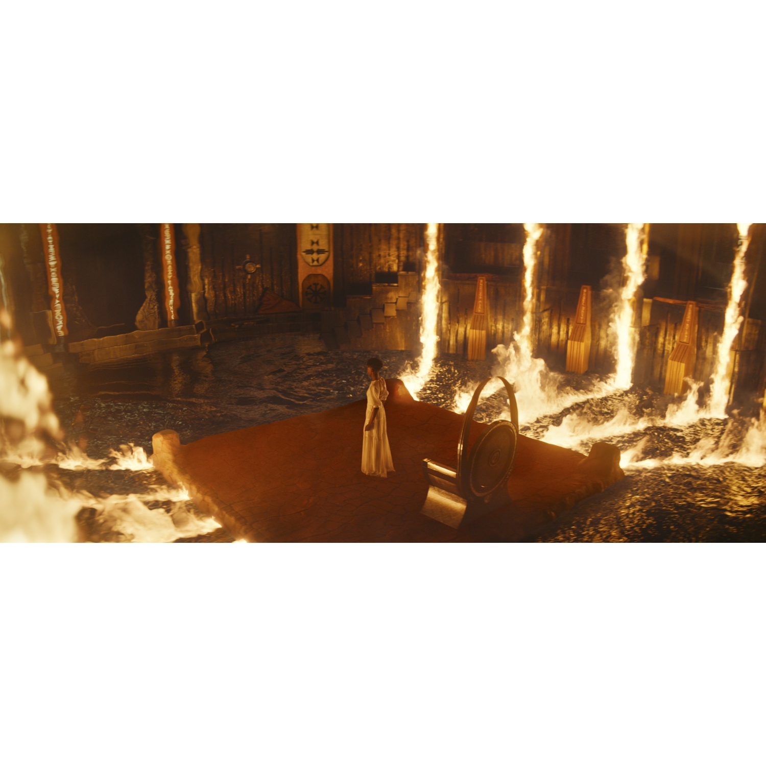 Black Panther: Wakanda Forever [Wakanda Cover] [SteelBook] [4K Ultra HD Blu-ray/Blu-ray] [Only @ Best Buy [2022]