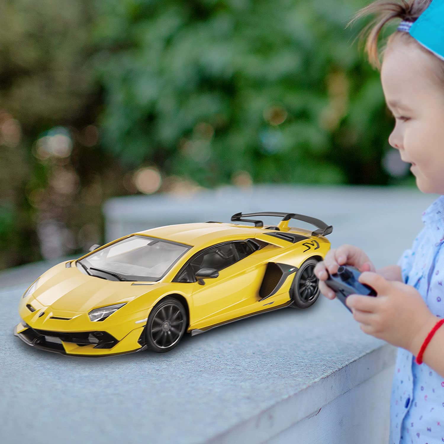 Rastar 1:14 Lamborghini Aventador SVJ Remote Control Car with Working Lights