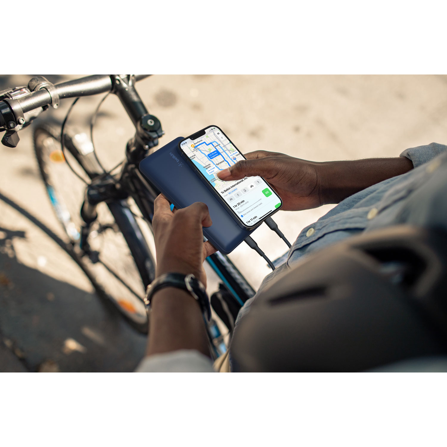 Chargeur portable à deux ports USB de 20000 mAh de Belkin - Bleu