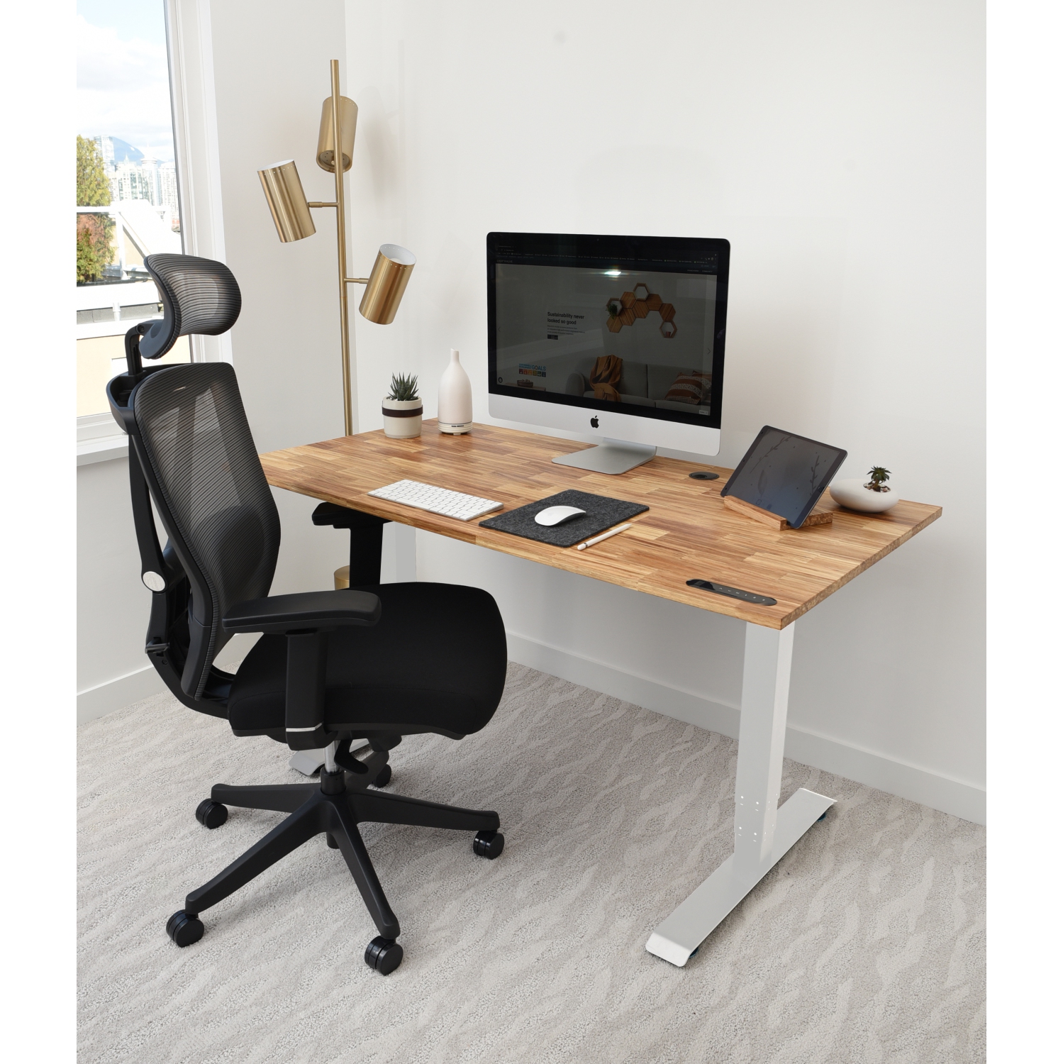 EFFYDESK TerraDesk Eco-Friendly Height-Adjustable Electric Standing Desk - Made from Recycled Chopsticks with Cable Management Tray and 10-Year