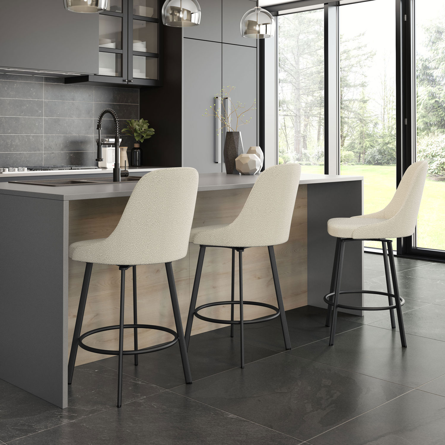 Tabouret de bar contemporain en polyester à hauteur de comptoir Harper - Tissu bouclé crème/Noir