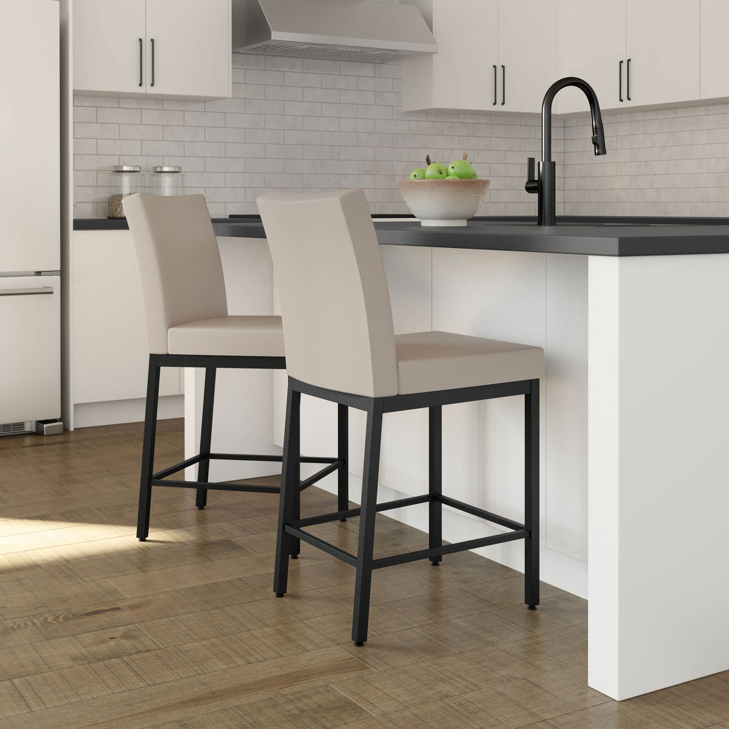 Perry Traditional Counter Height Barstool - Cream/Black