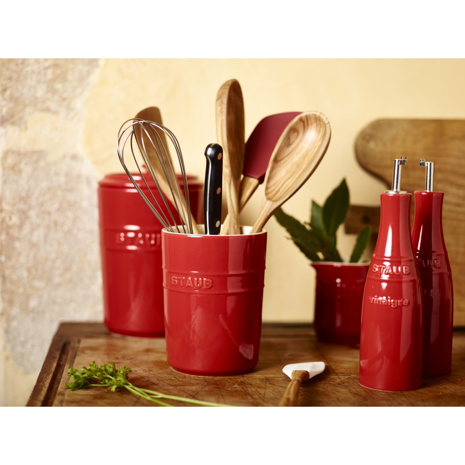 STAUB Ceramique 15 cm Ceramic Utensil Holder, Cherry