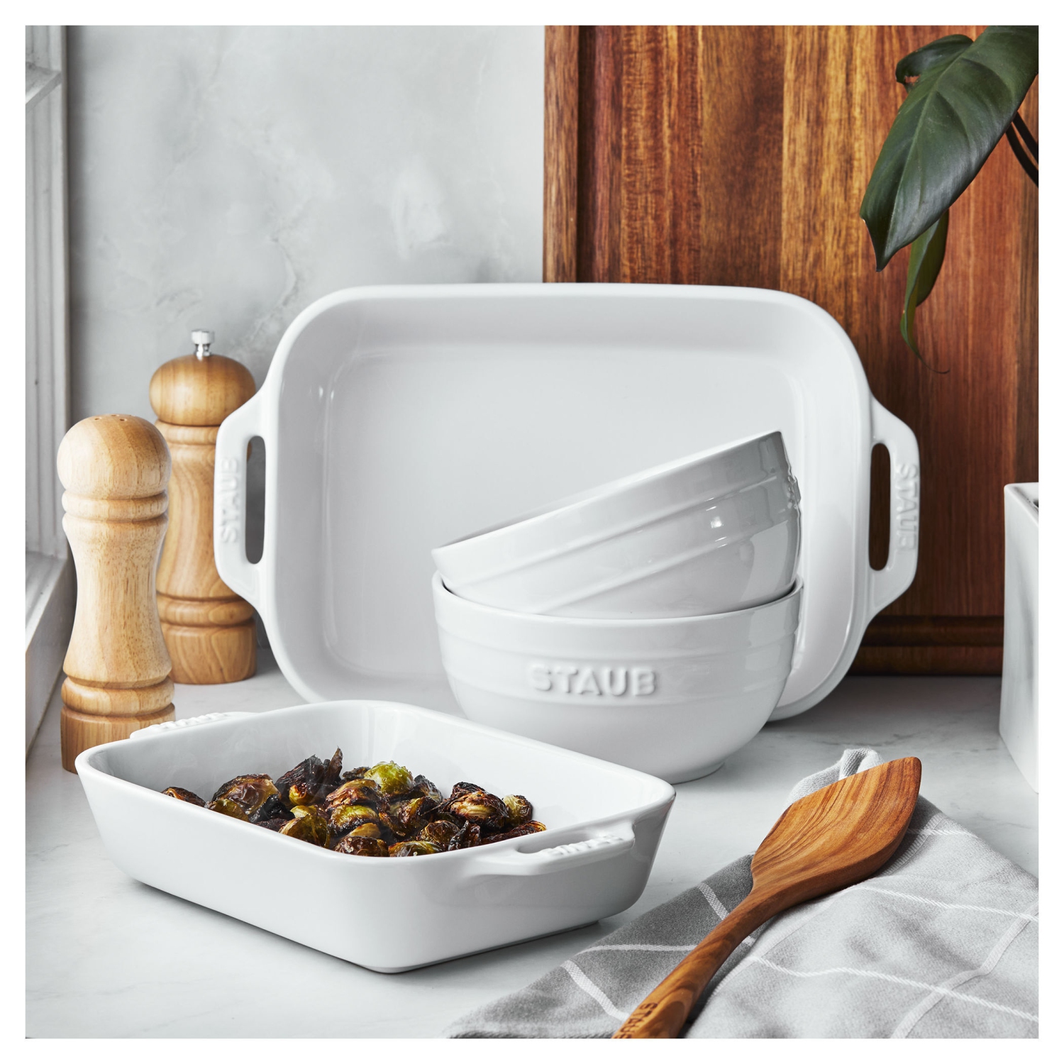 STAUB Ceramique 4 Piece Bakeware Set, White