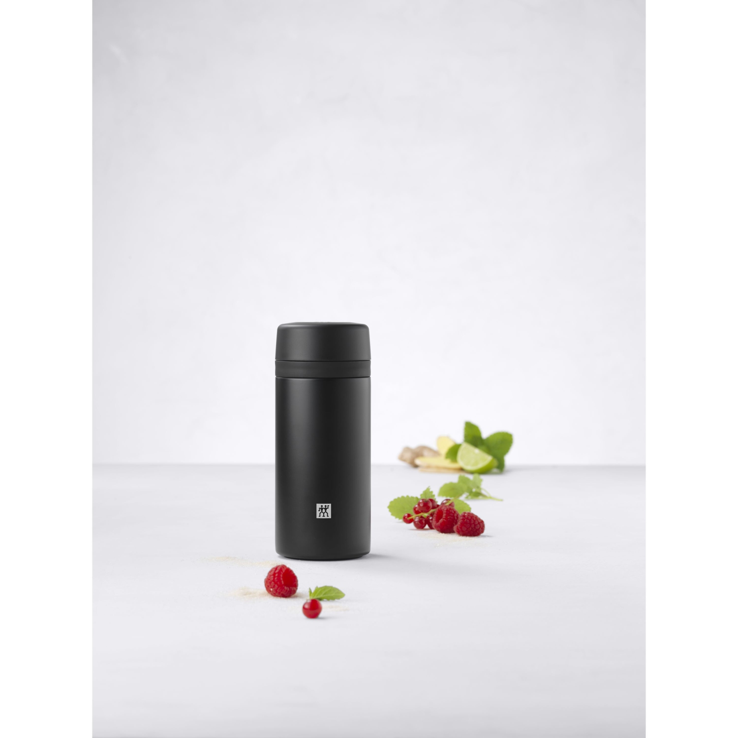 ZWILLING – Bouteille pour thé et infuseur de fruits Thermo, 420&nbsp;mL, noir