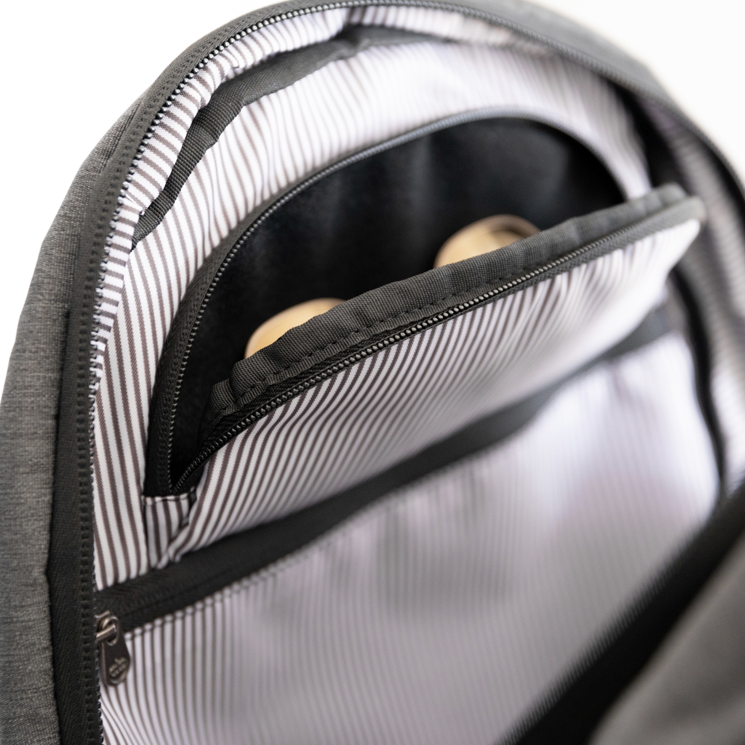 PKG Durham Outpost 30L - Dark Grey Backpack