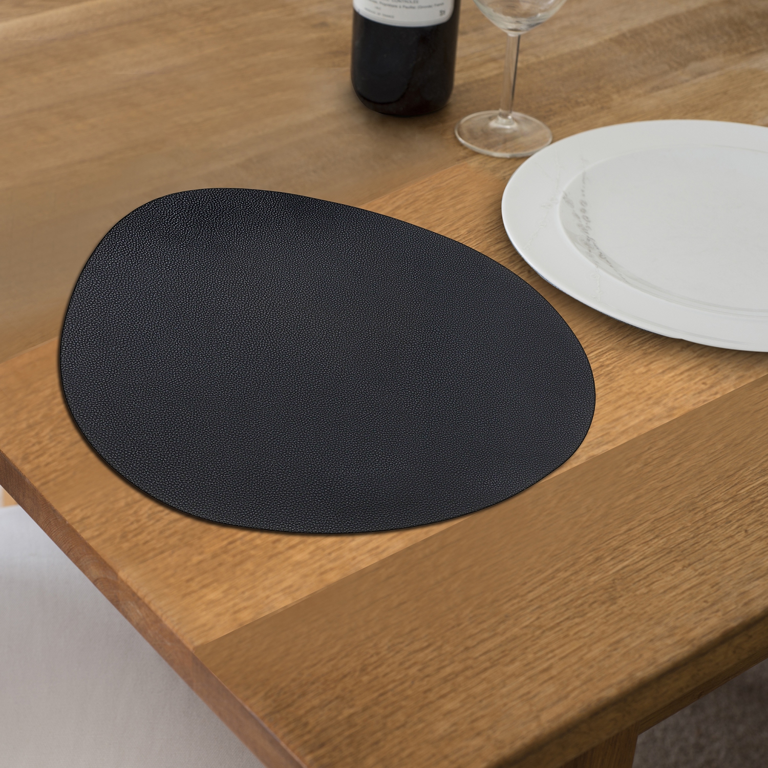 Maison Concepts Reversible Pleather Pebble Placemat Black - Ensemble De 12