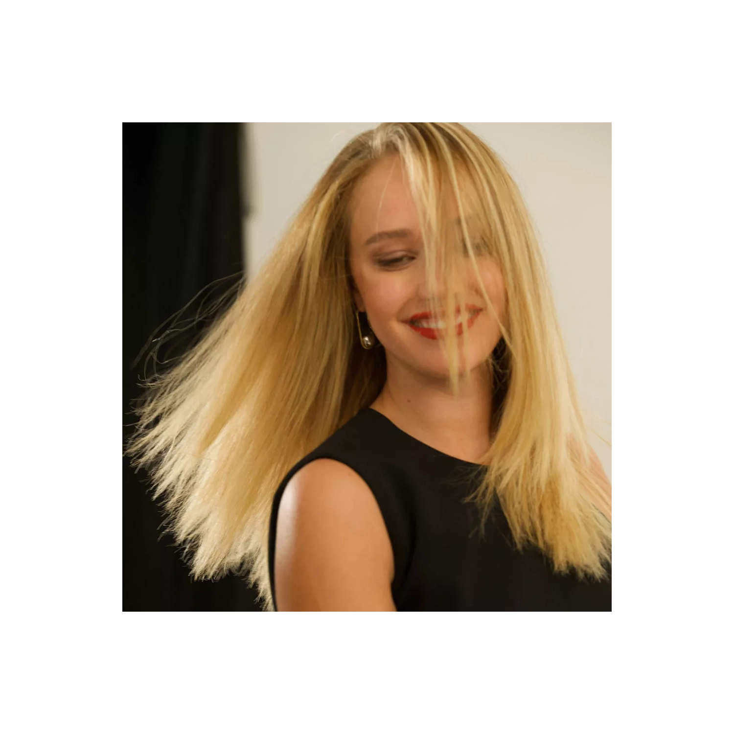 Revlon Smoothstay Coconut Oil Infused Hair Straightener - Black - 1"