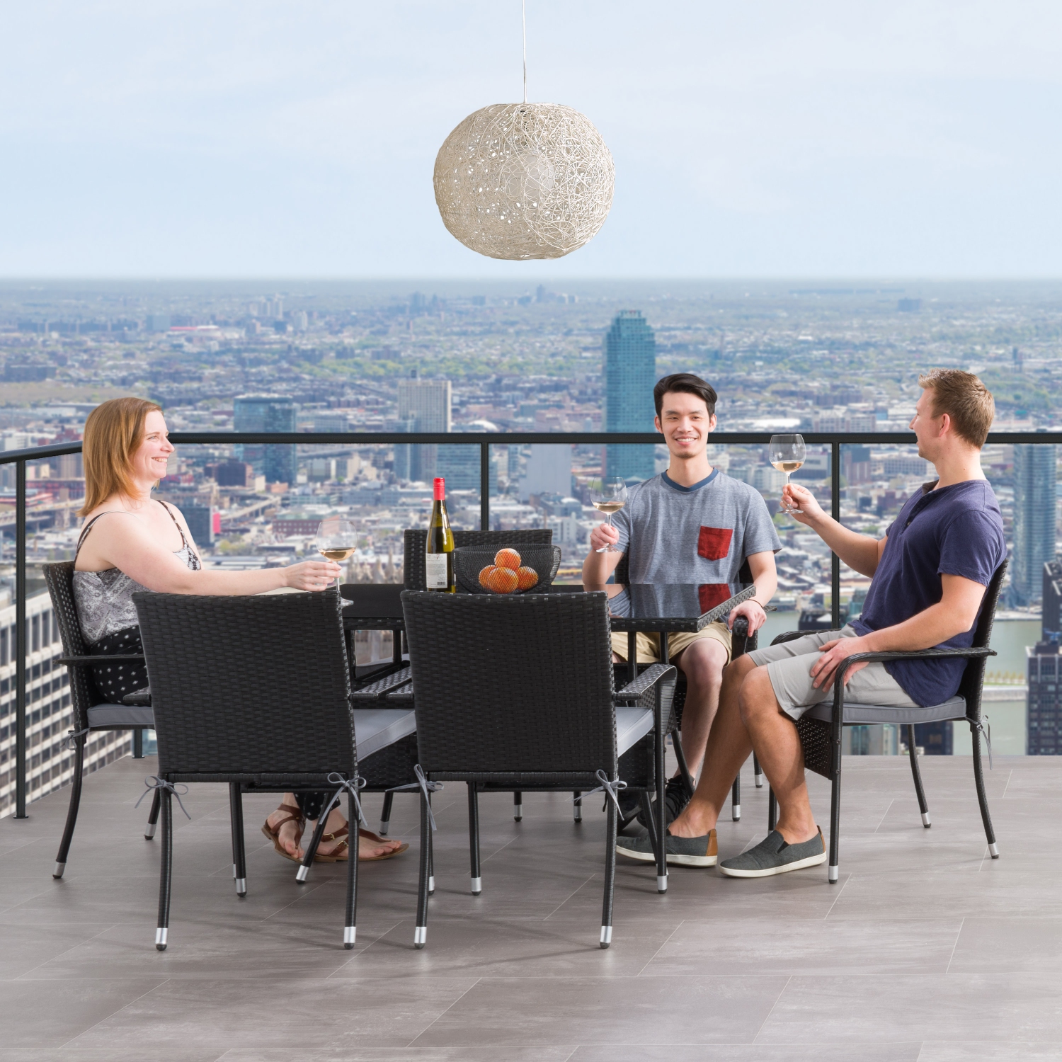 Ensemble de salle à manger rectangulaire Parksville avec chaises empilables - Finition noire / Coussins gris cendre 7pc