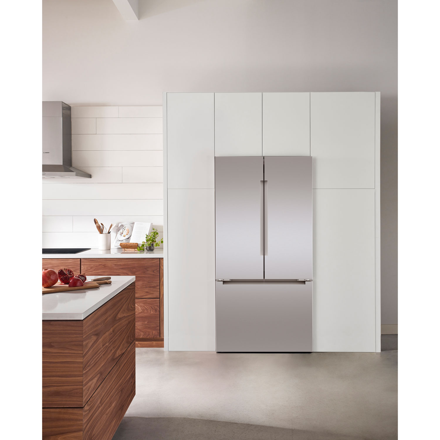 Bosch 36" 20.8 Cu. Ft. French Door Refrigerator with Water & Ice Dispenser - Stainless Steel