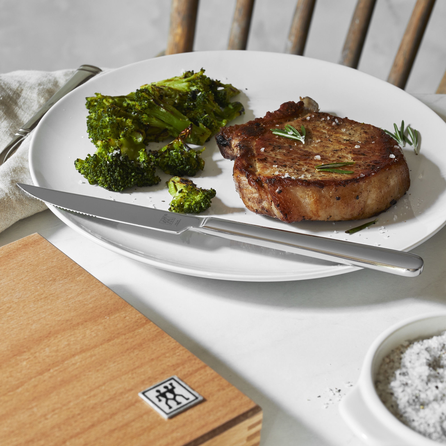 Ensemble de couteaux à steak contemporains ZWILLING, 8 pièces