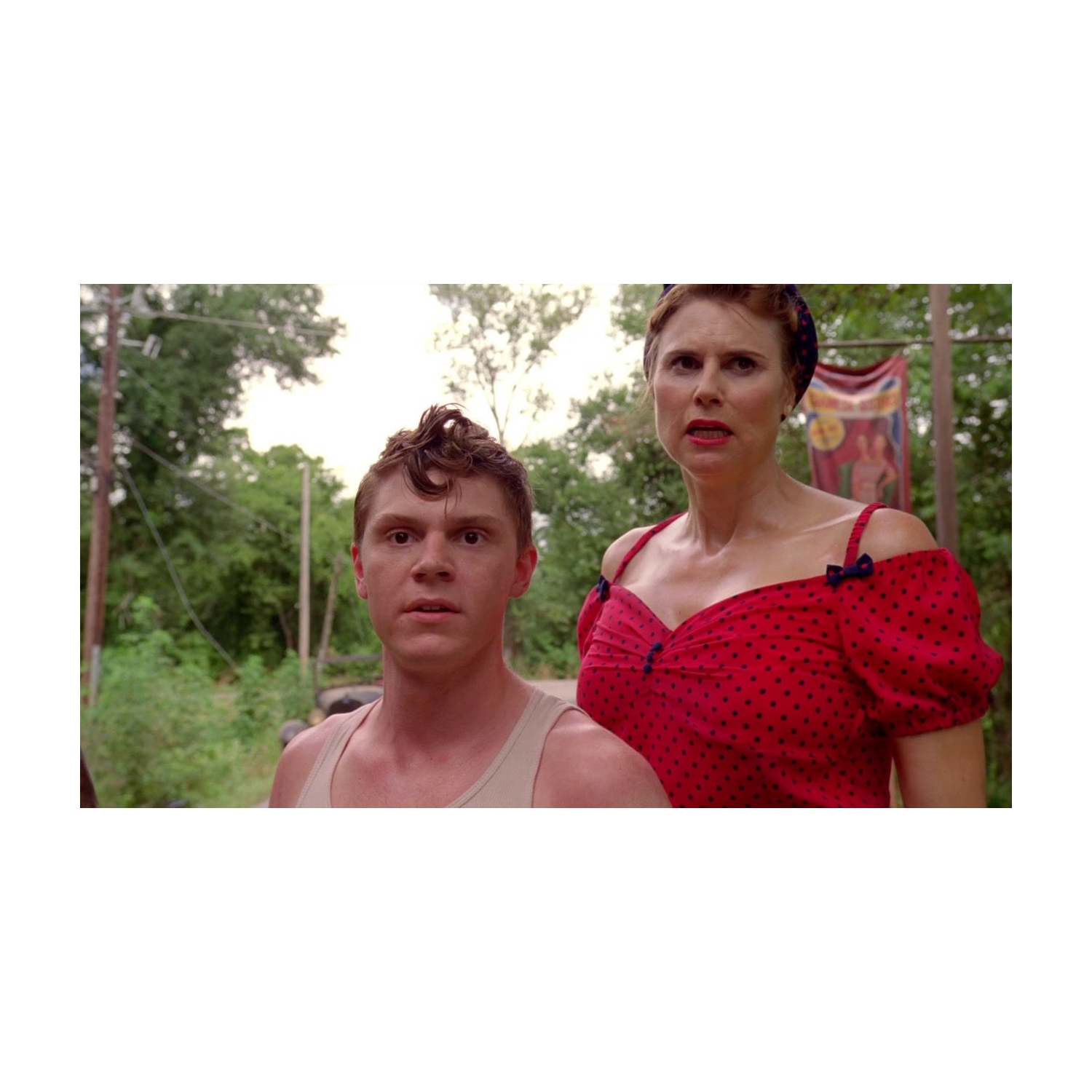 American Horror Story: Freak Show - The Complete Fourth Season [Blu-Ray Box Set]