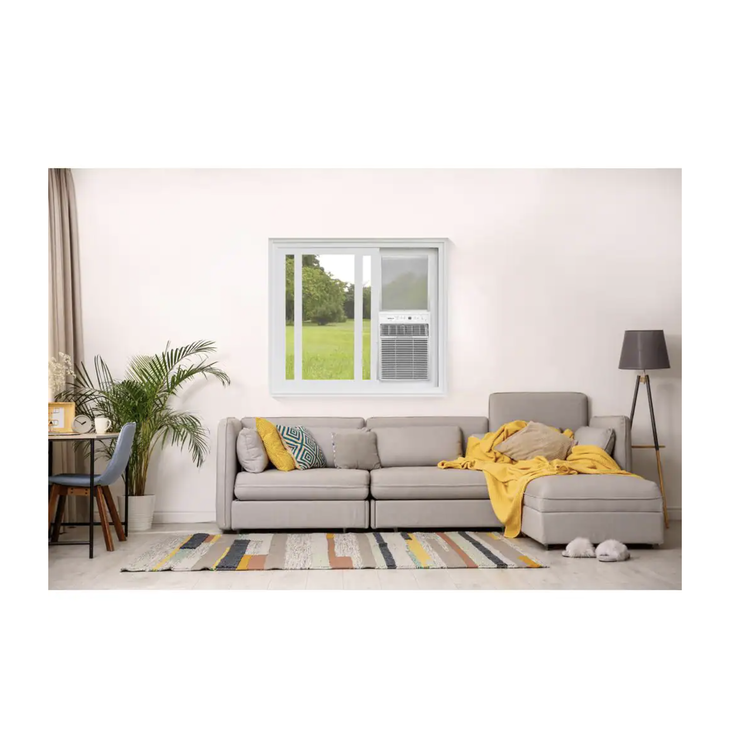 Frigidaire 10 000 curseur BTU et climatiseur de fenêtre à battants, blanc