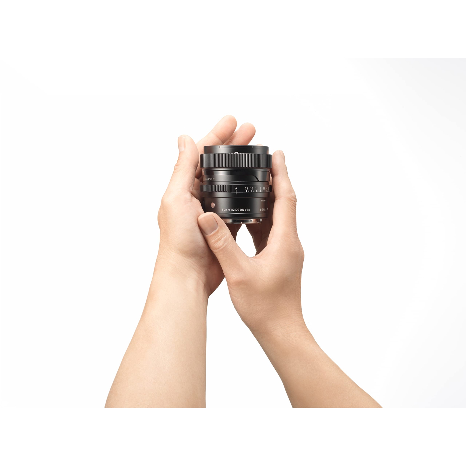 Sigma 50mm f/2 DG DN Contemporary Lens L-mount