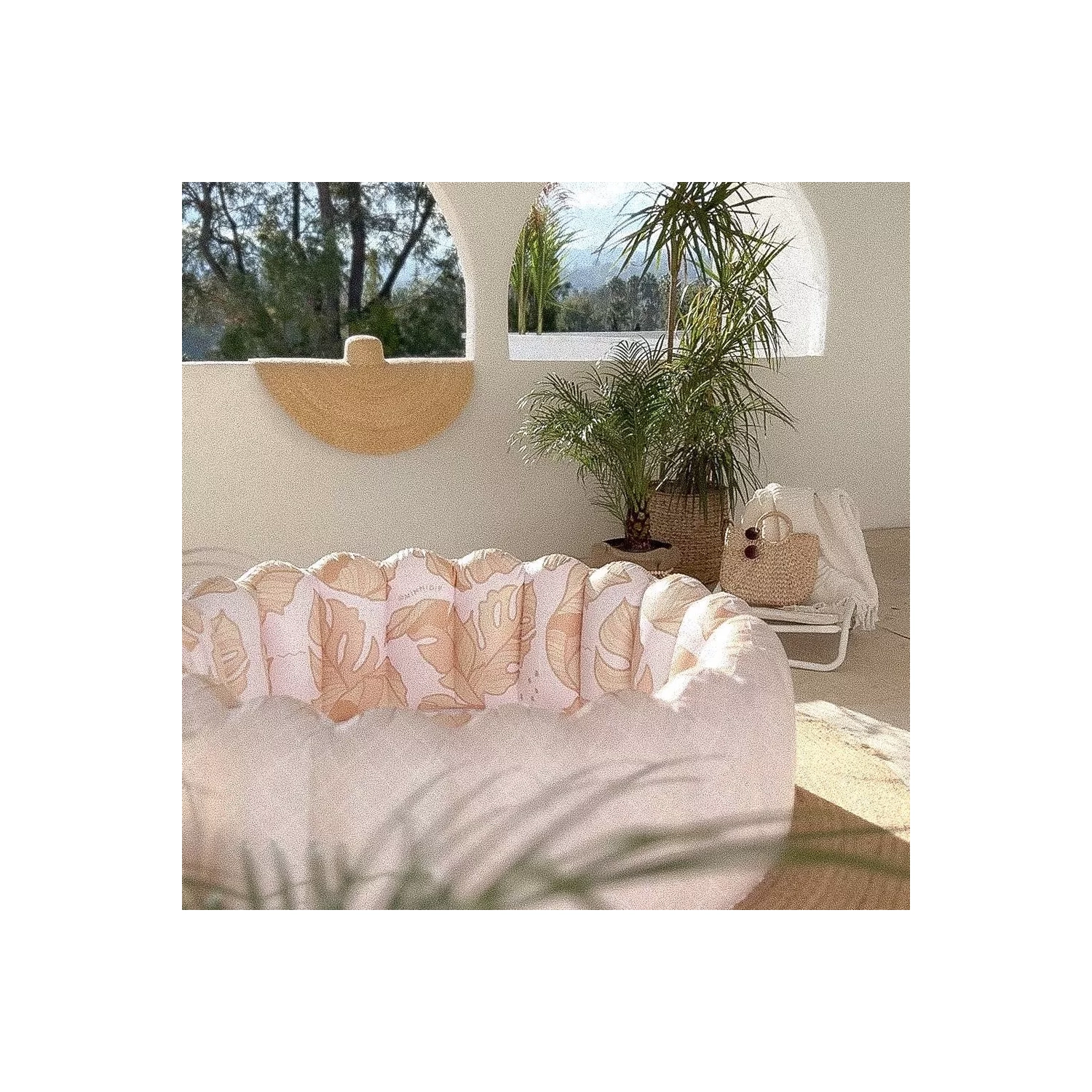 MINNIDIP Tufted Inflatable Pool - Rattan Palms
