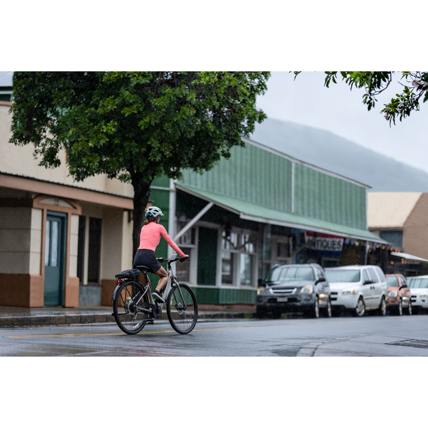 Radar de recul Varia eRTL615 de Garmin avec feu arrière