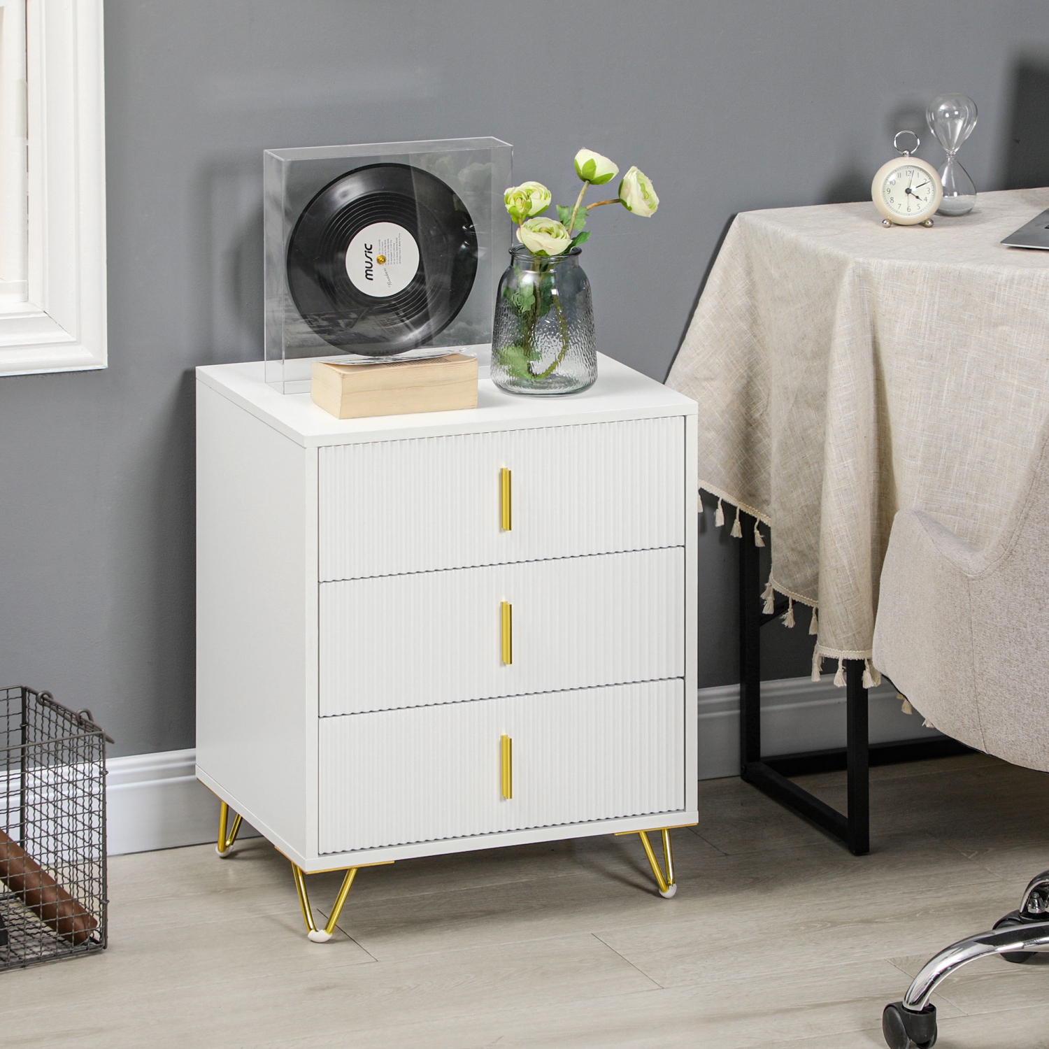 HOMCOM Dresser for Bedroom with 3 Drawers, Modern Chest of Drawers with Metal Legs and Steel Handles for Living Room, White