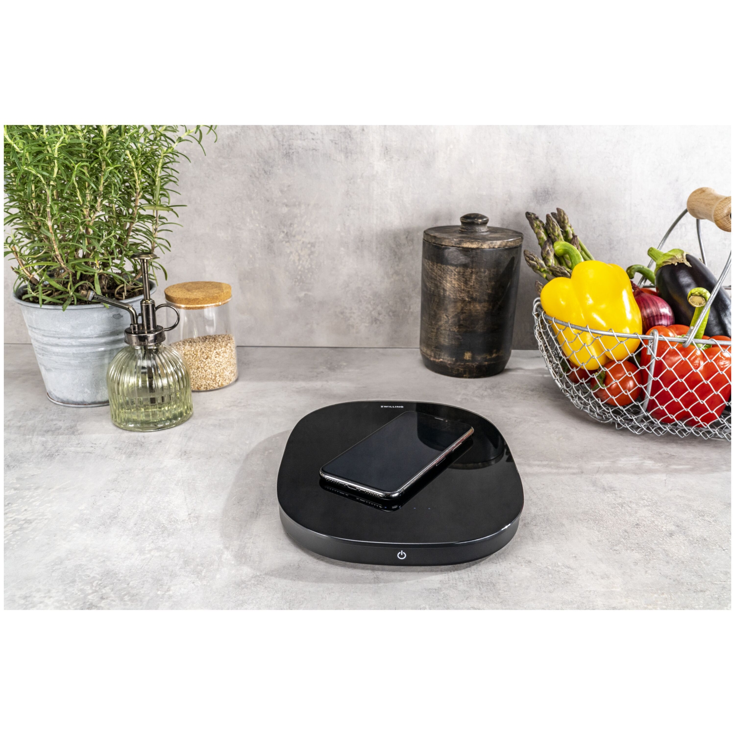 ZWILLING Enfinigy Wireless Charging Kitchen Scale - Black