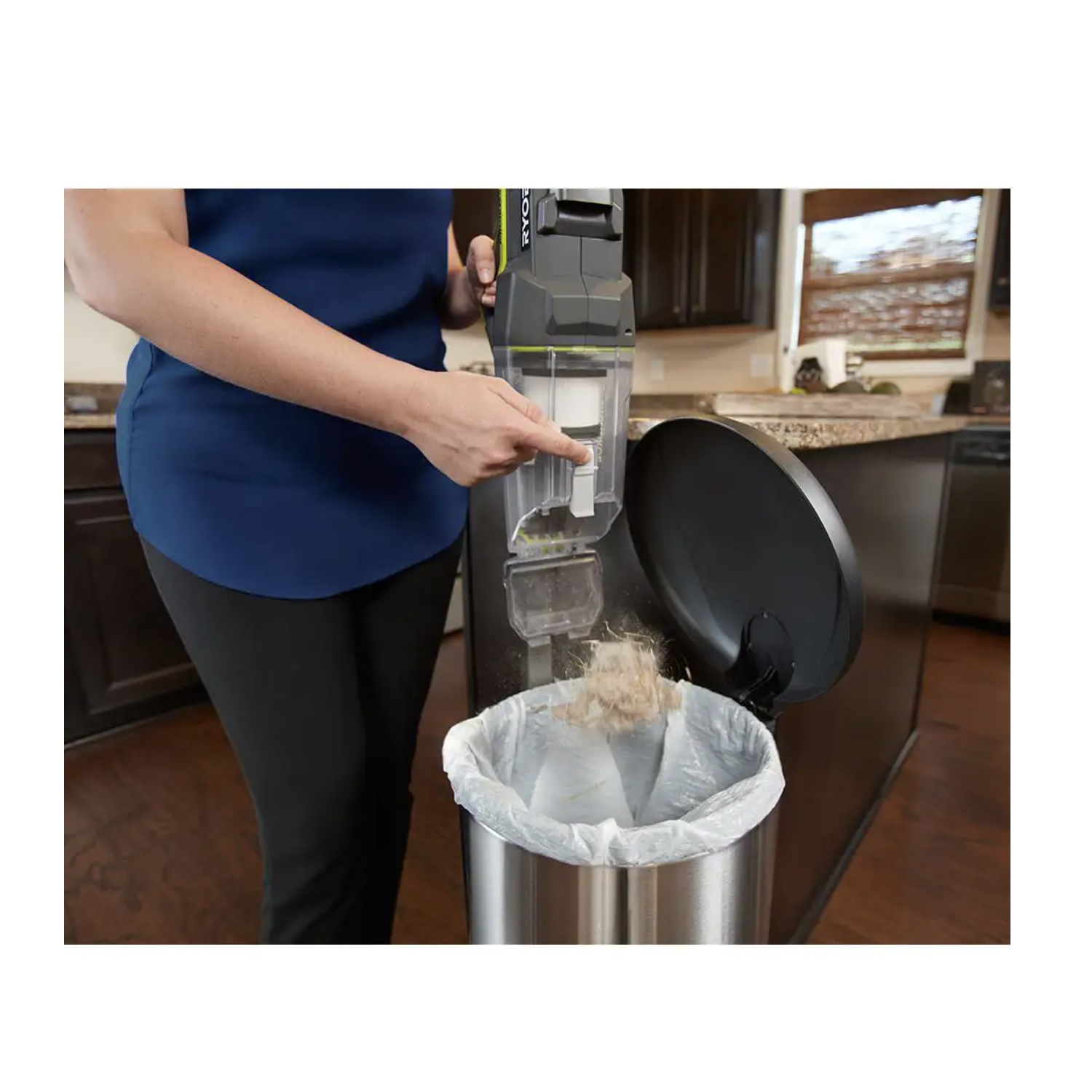 Ryobi 18v One + Evercharge Stick Vacuum Stick avec 4,0 AH Lithium-ion Batterie et chargeur à haute capacité